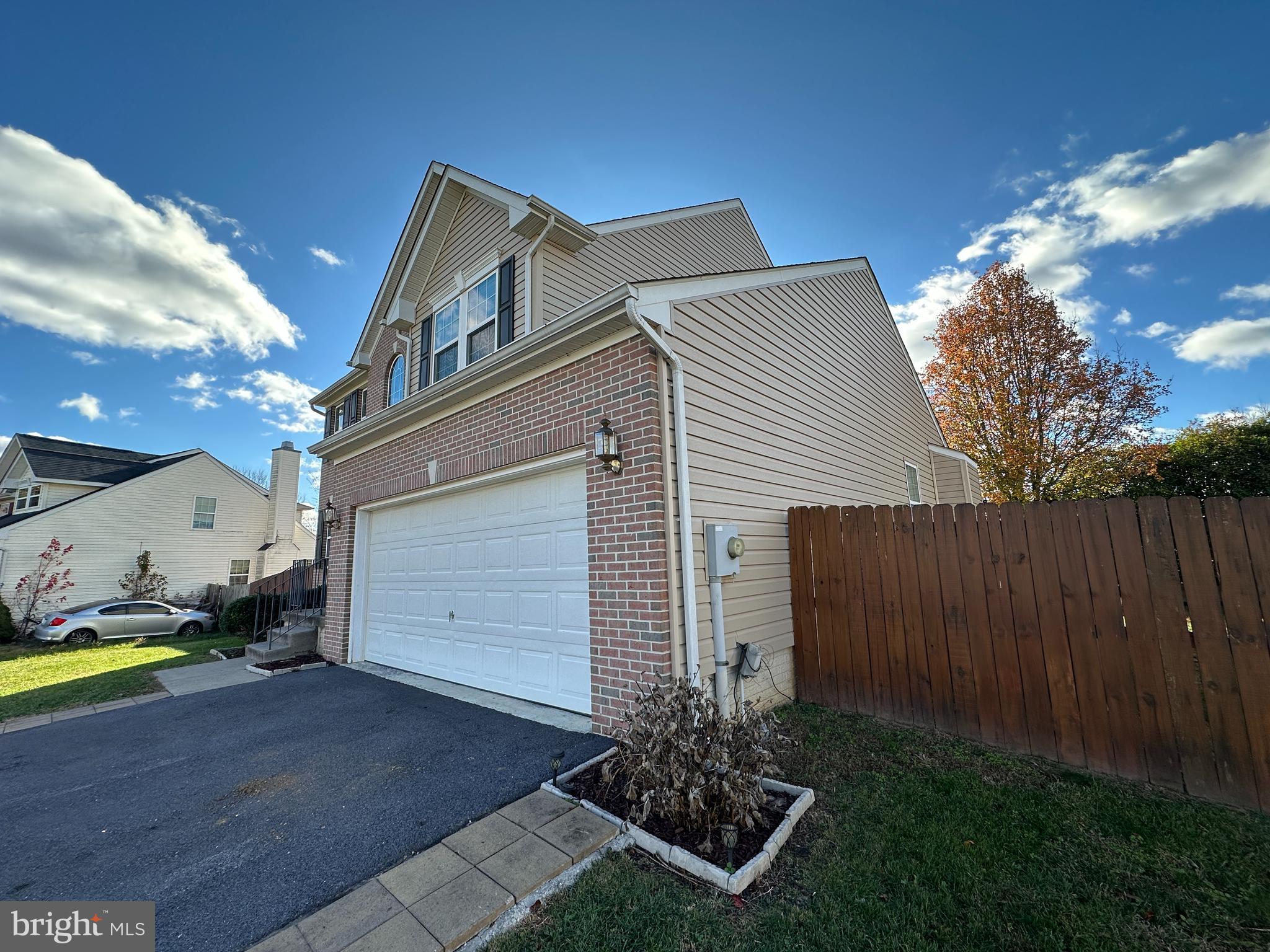 SYCAMORE VILLAGE - Residential