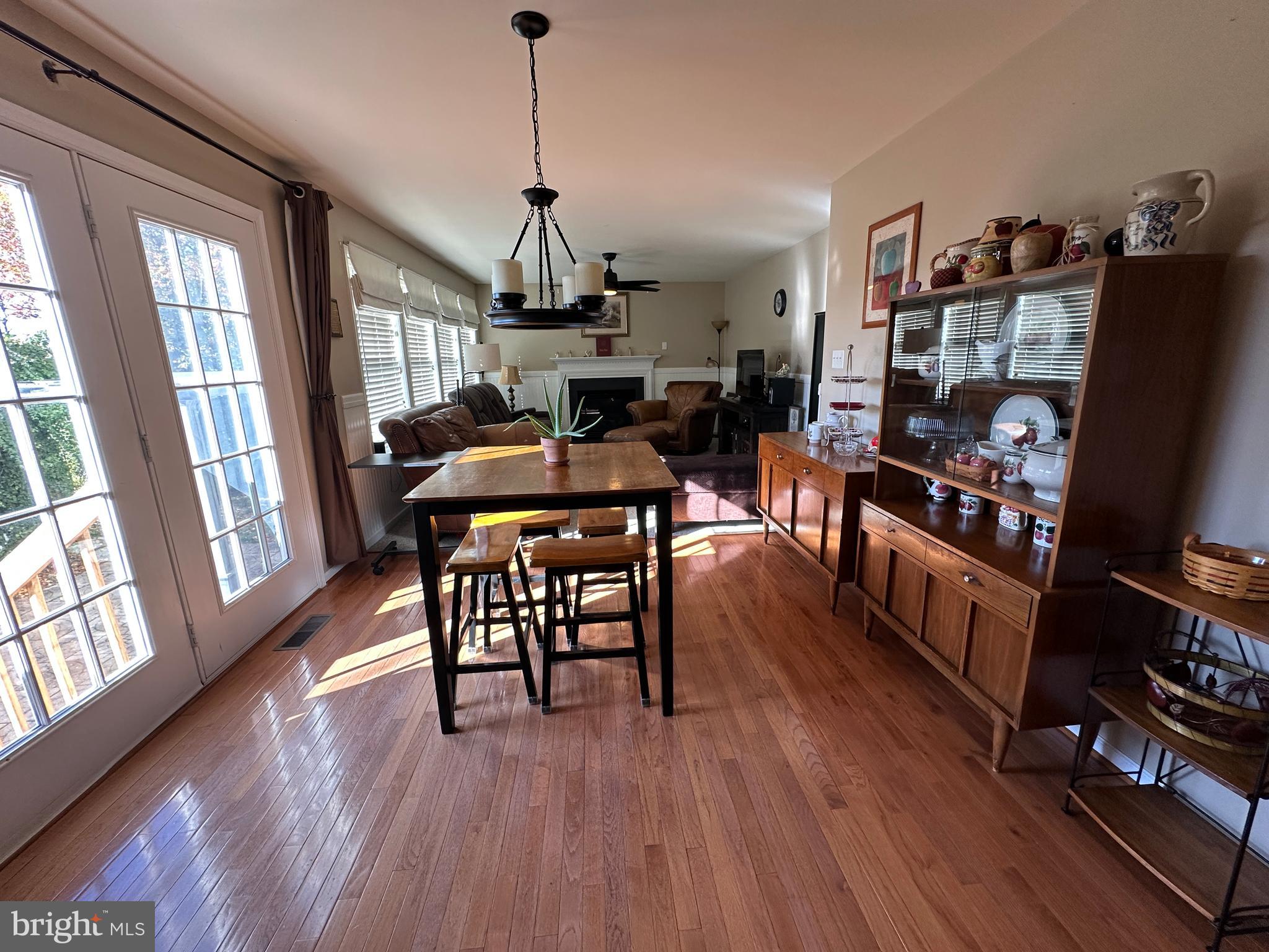 SYCAMORE VILLAGE - Residential