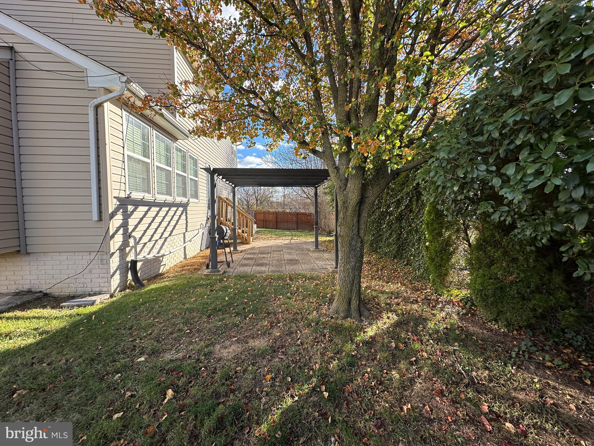 SYCAMORE VILLAGE - Residential