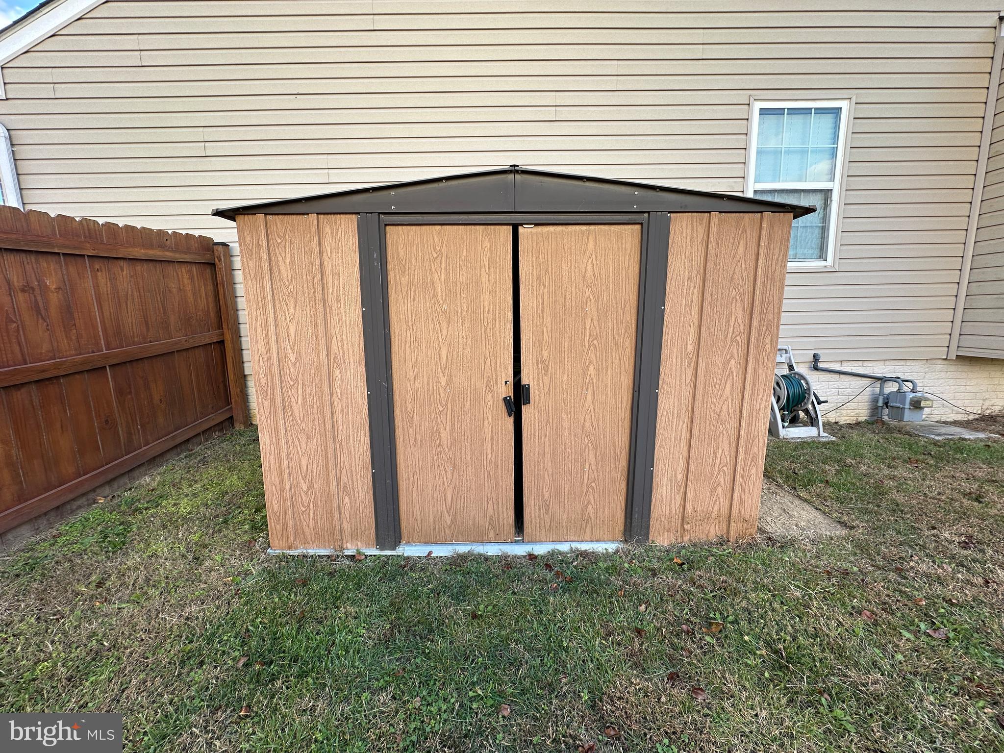 SYCAMORE VILLAGE - Residential