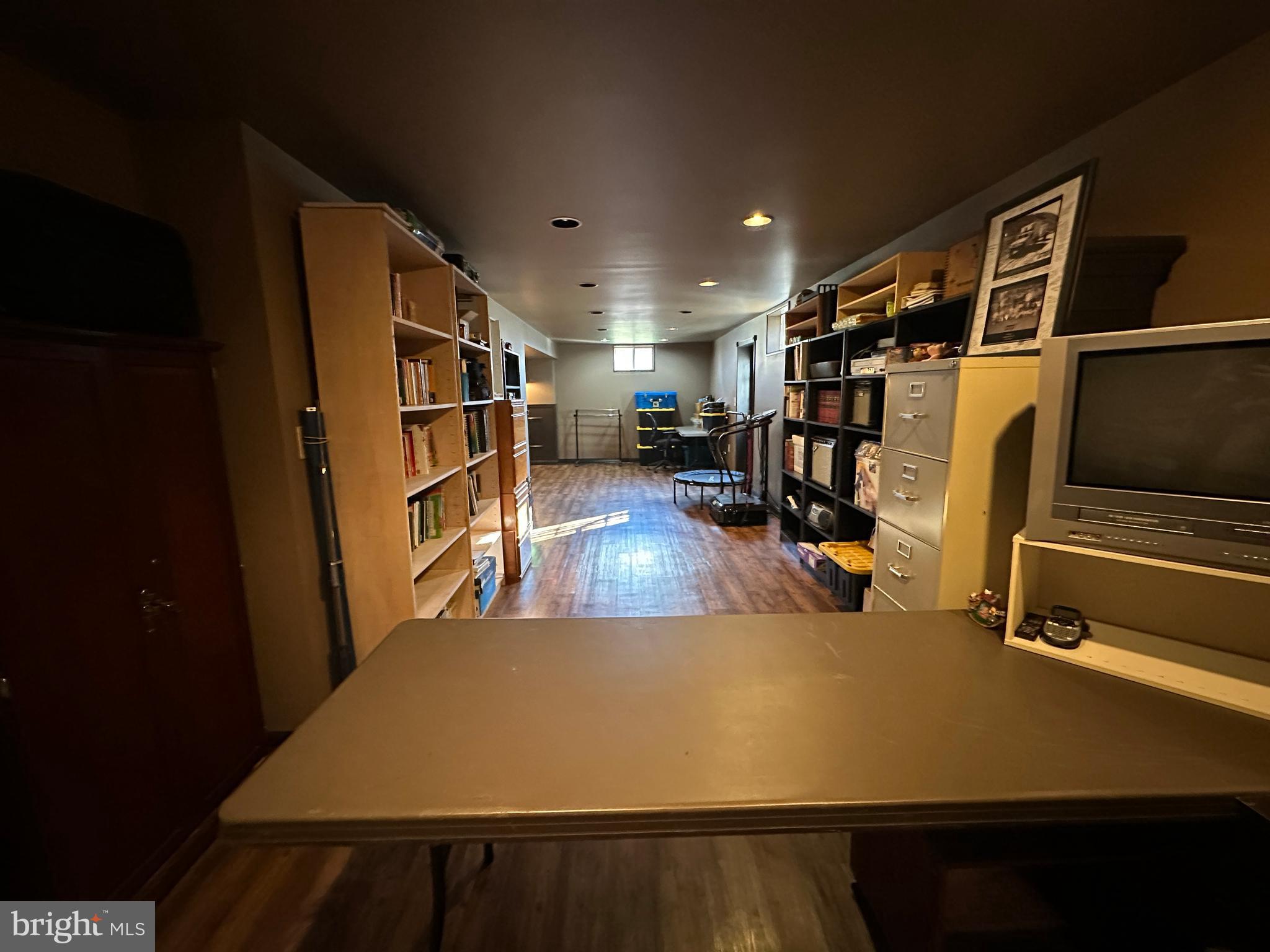 SYCAMORE VILLAGE - Residential