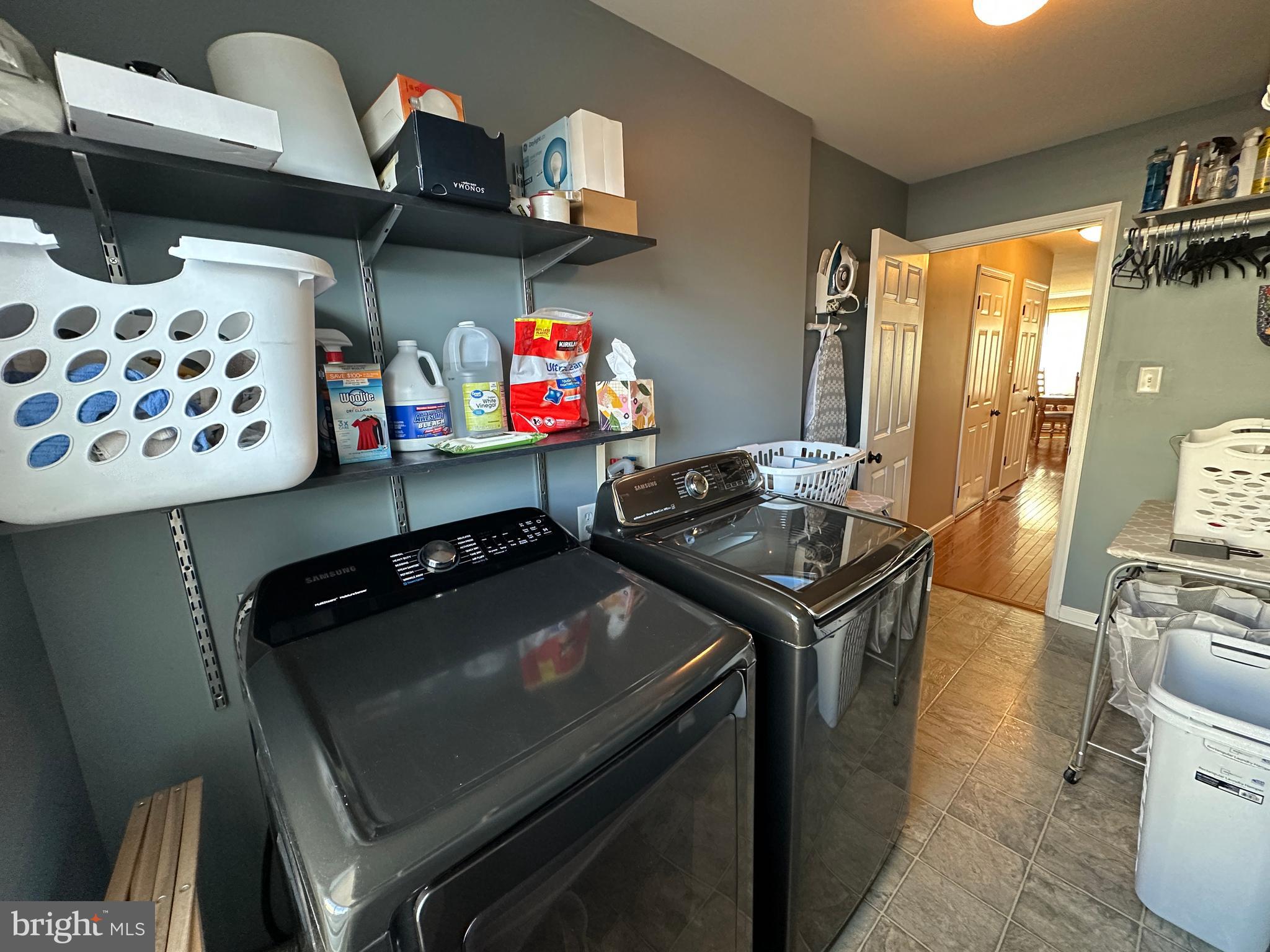 SYCAMORE VILLAGE - Residential