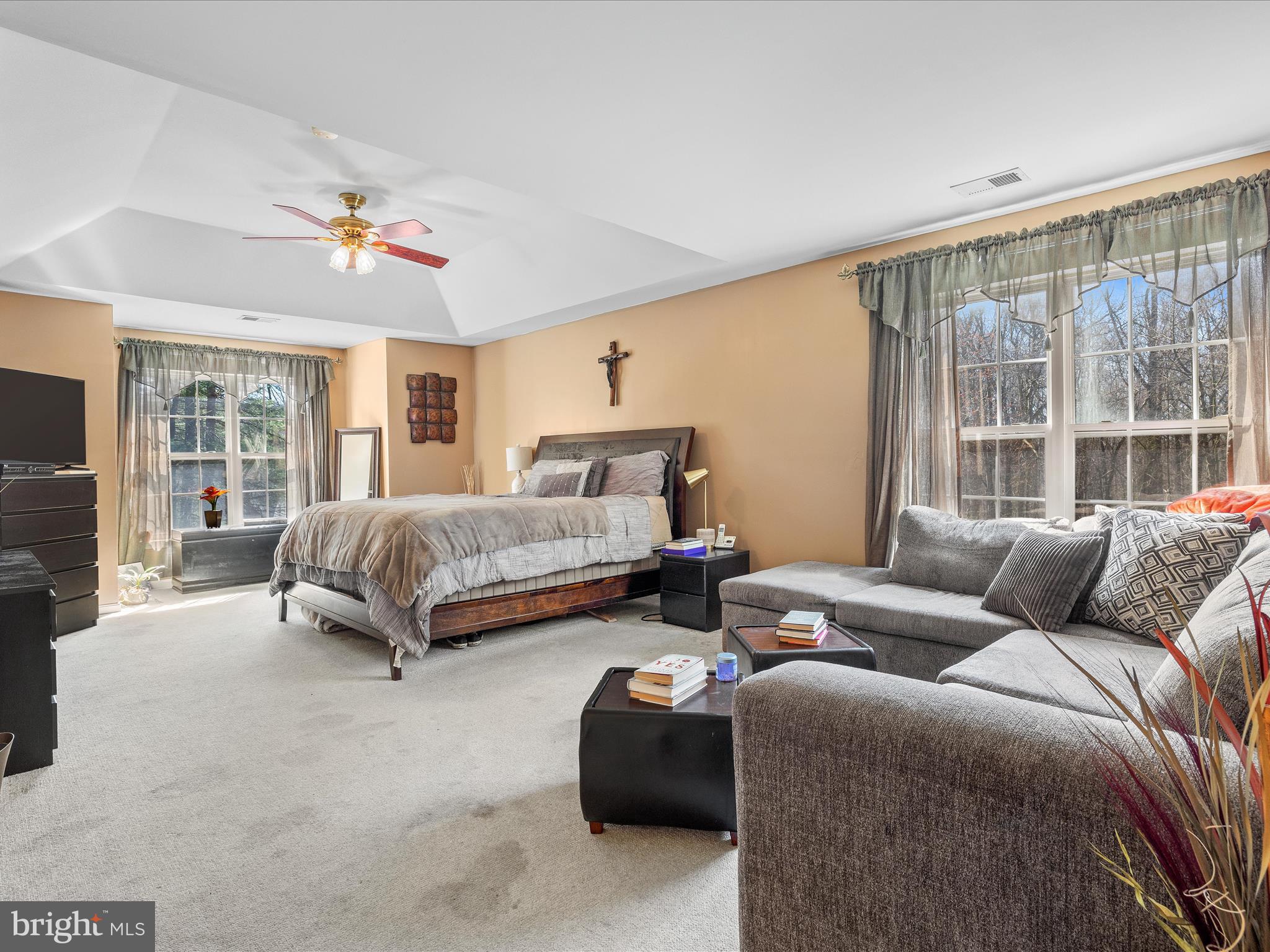 WINDSOR  MILL - Residential