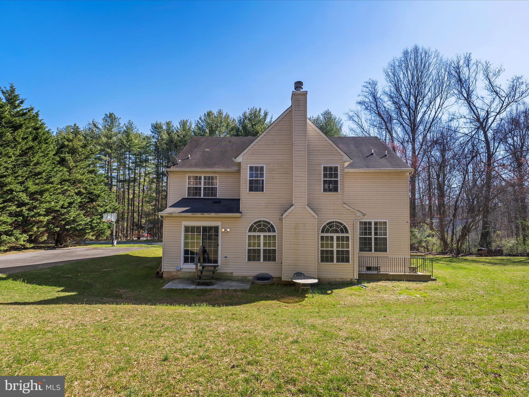 WINDSOR  MILL - Residential