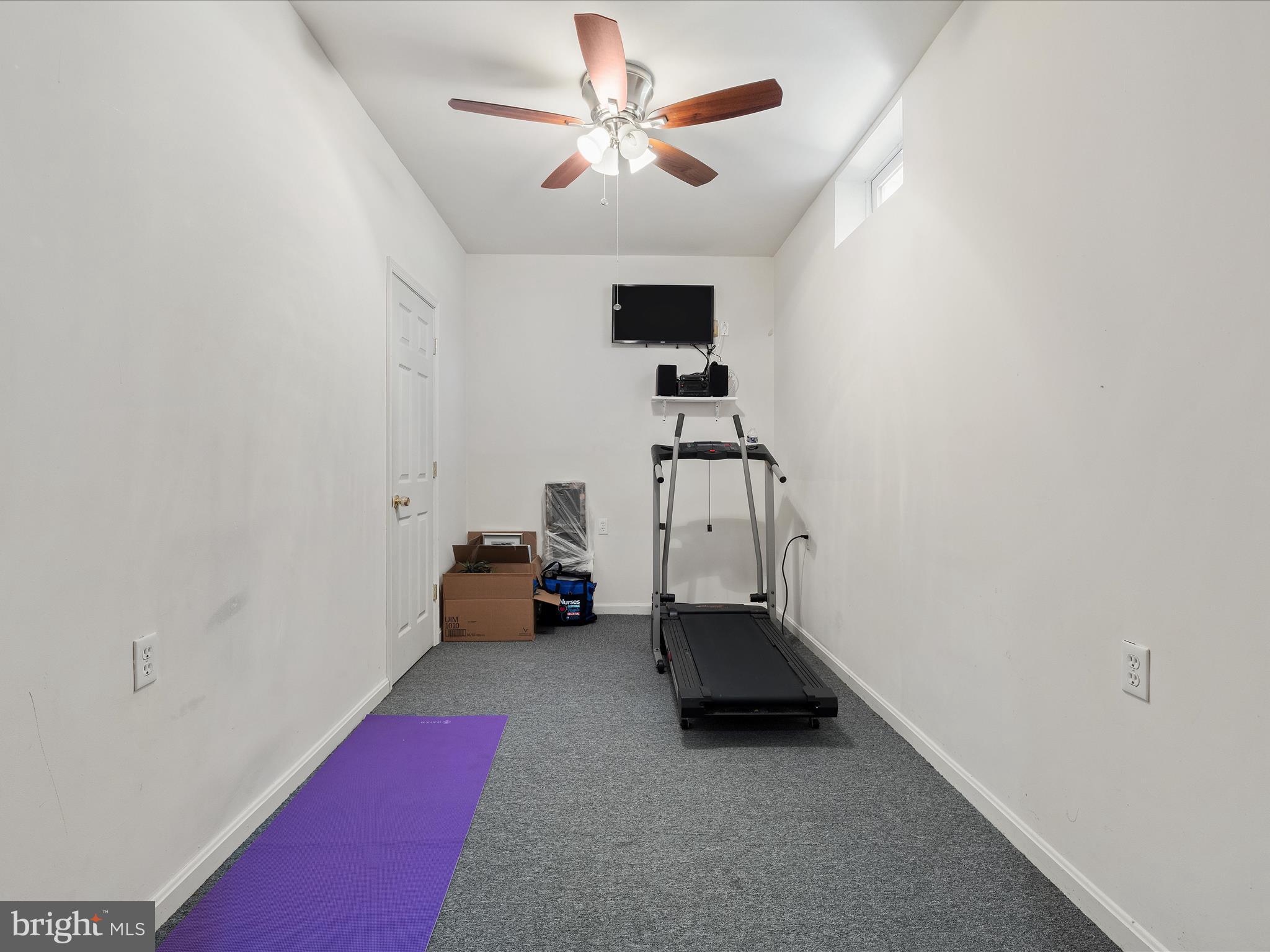 WINDSOR  MILL - Residential