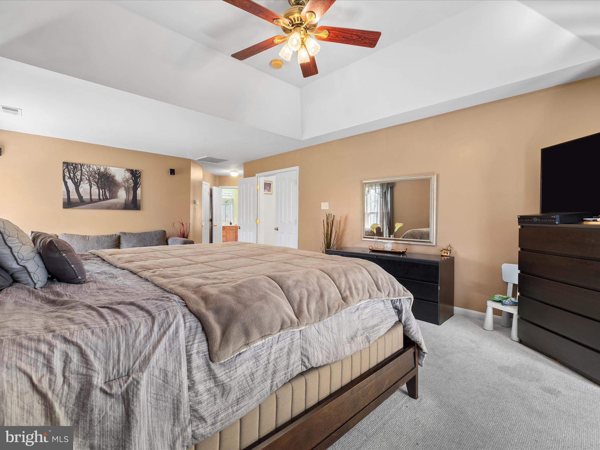 WINDSOR  MILL - Residential