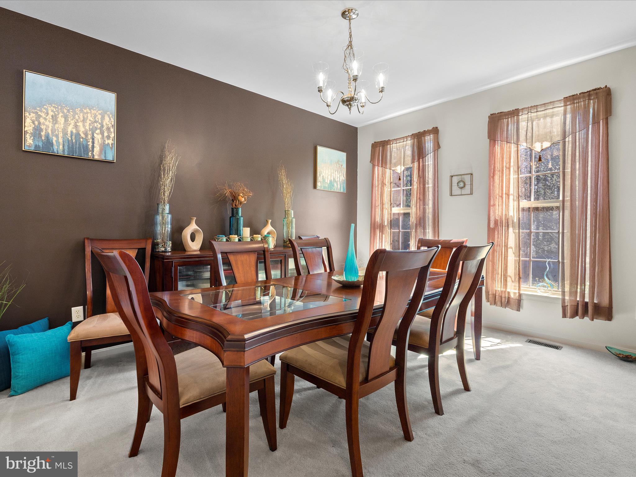 WINDSOR  MILL - Residential