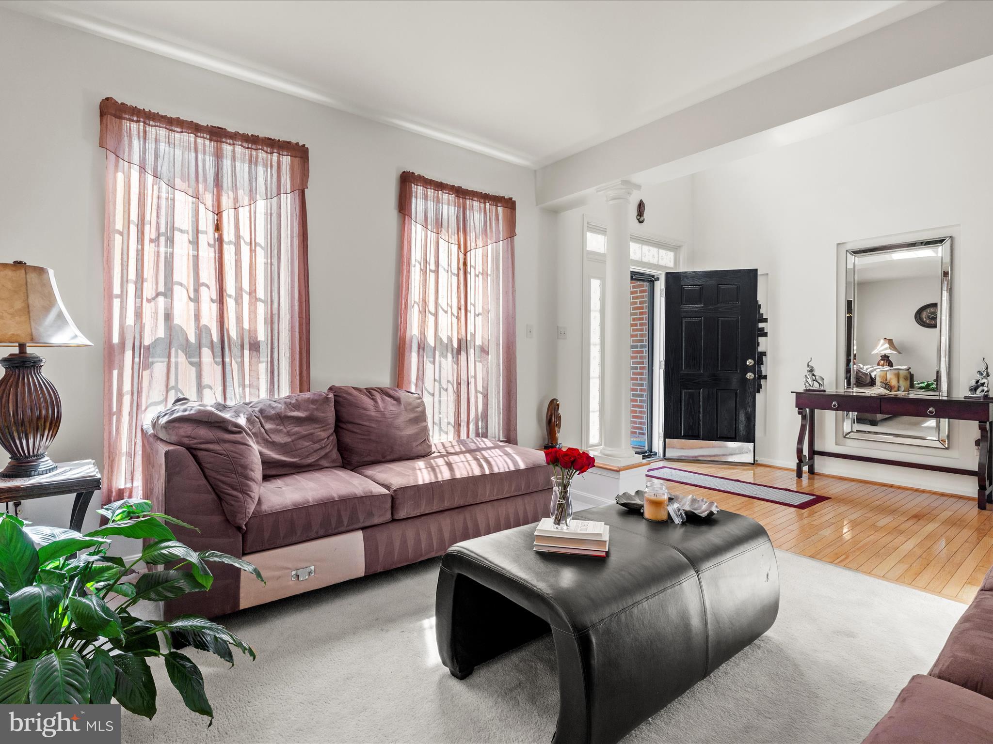 WINDSOR  MILL - Residential