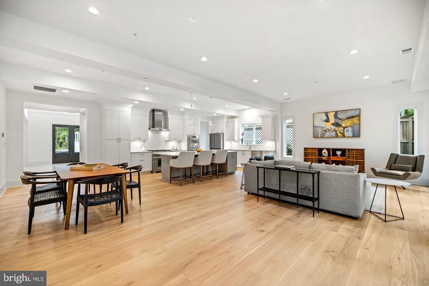 8609 WOODBROOK LANE