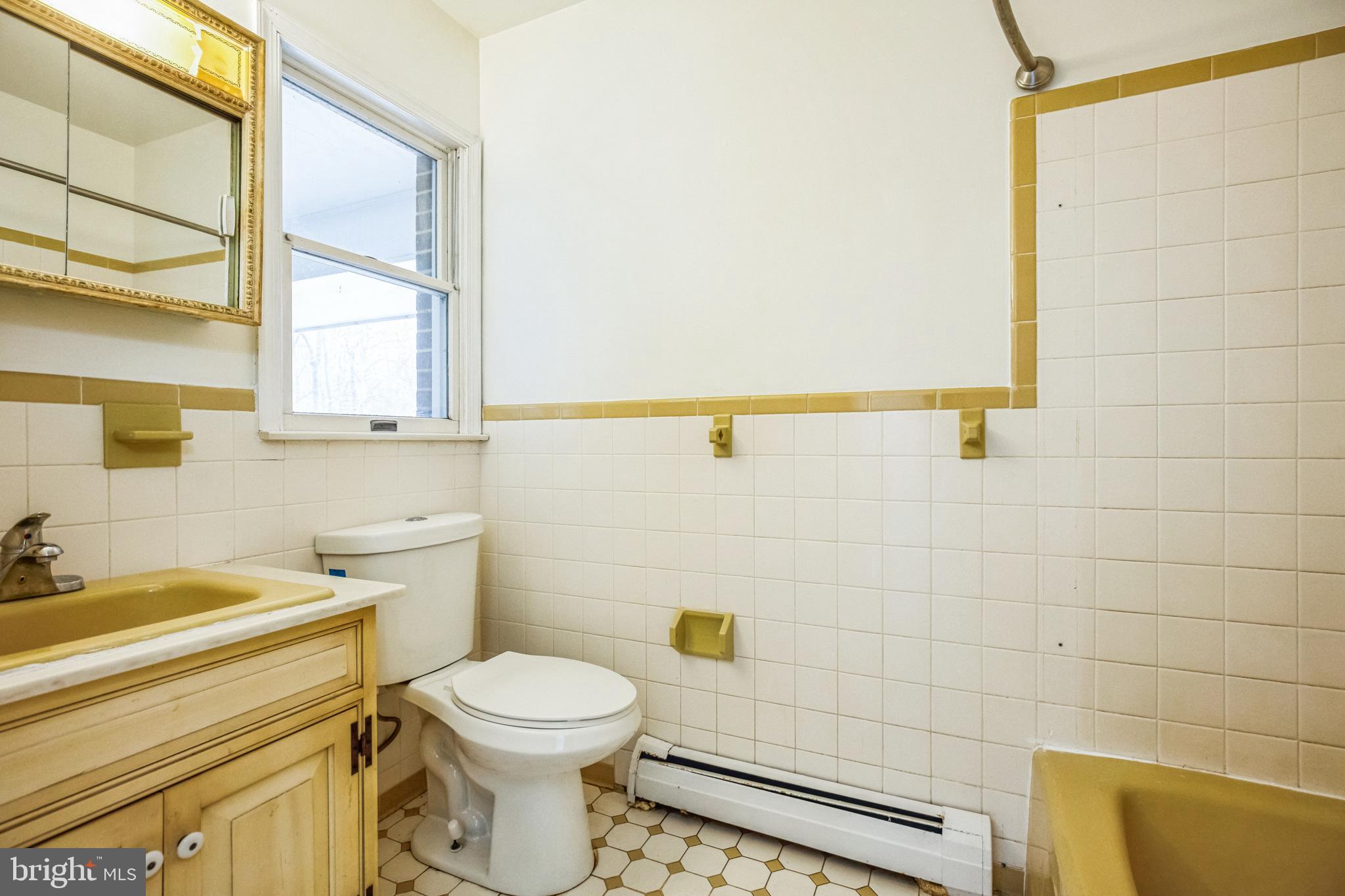 BROCK HALL - Residential