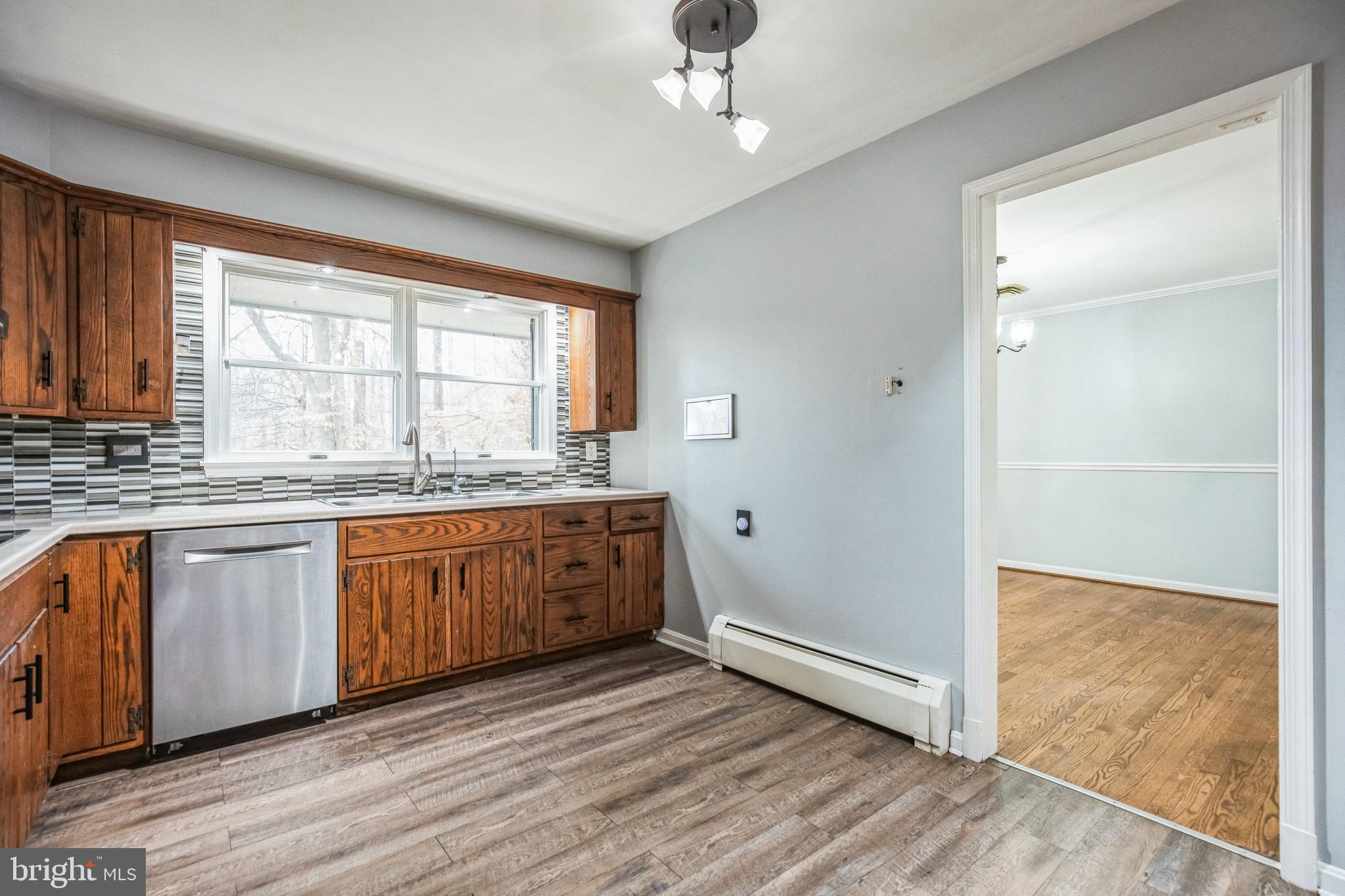 BROCK HALL - Residential