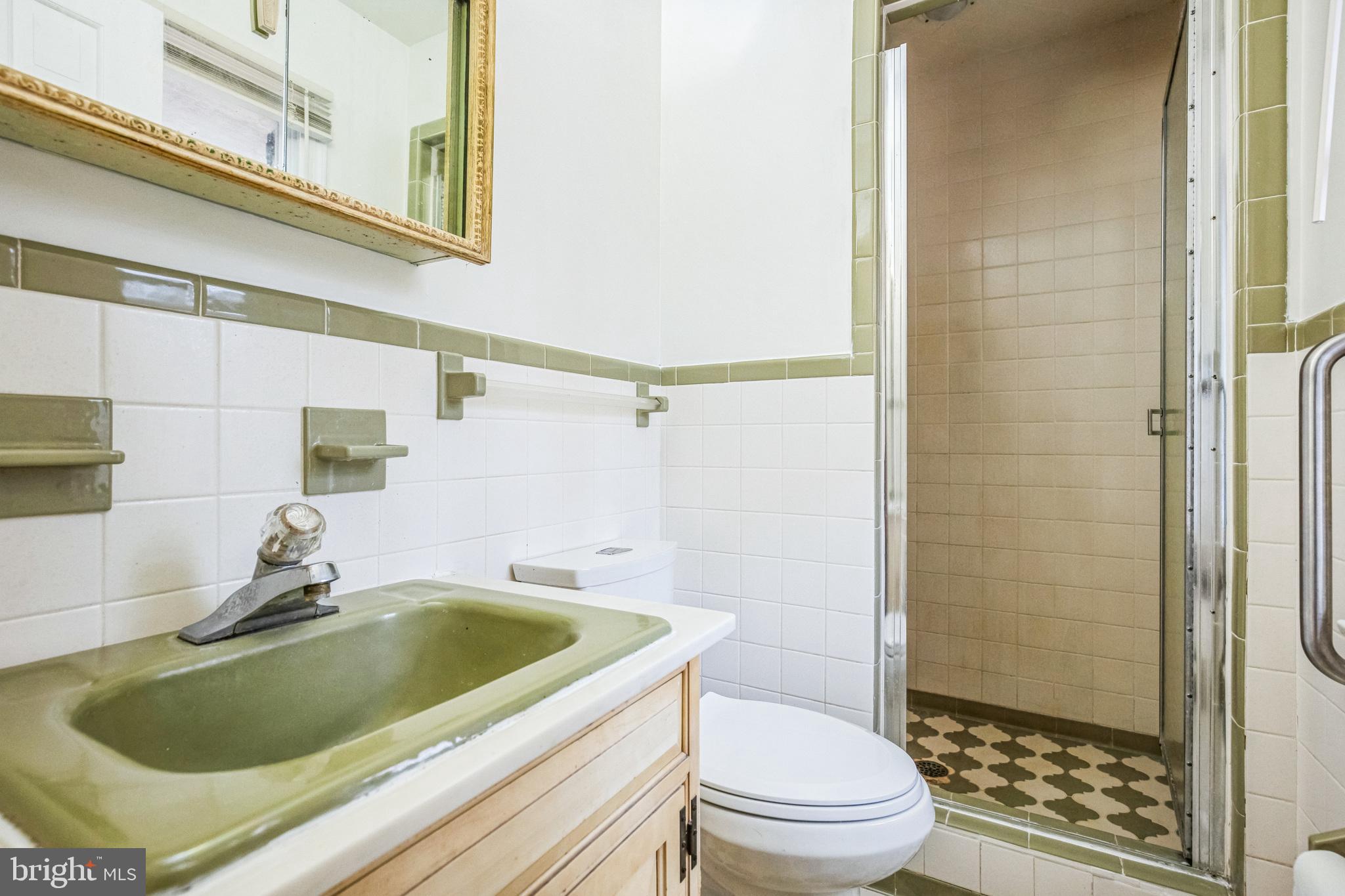 BROCK HALL - Residential