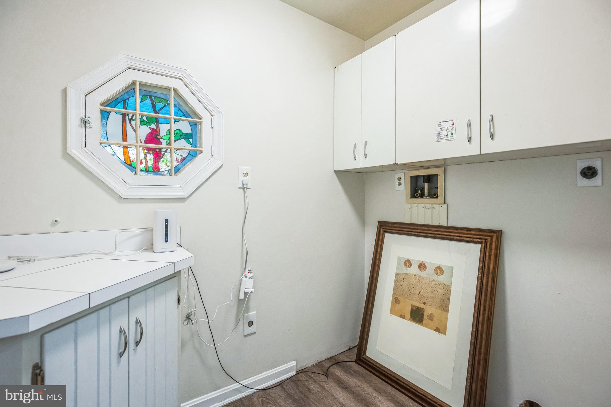 BROCK HALL - Residential