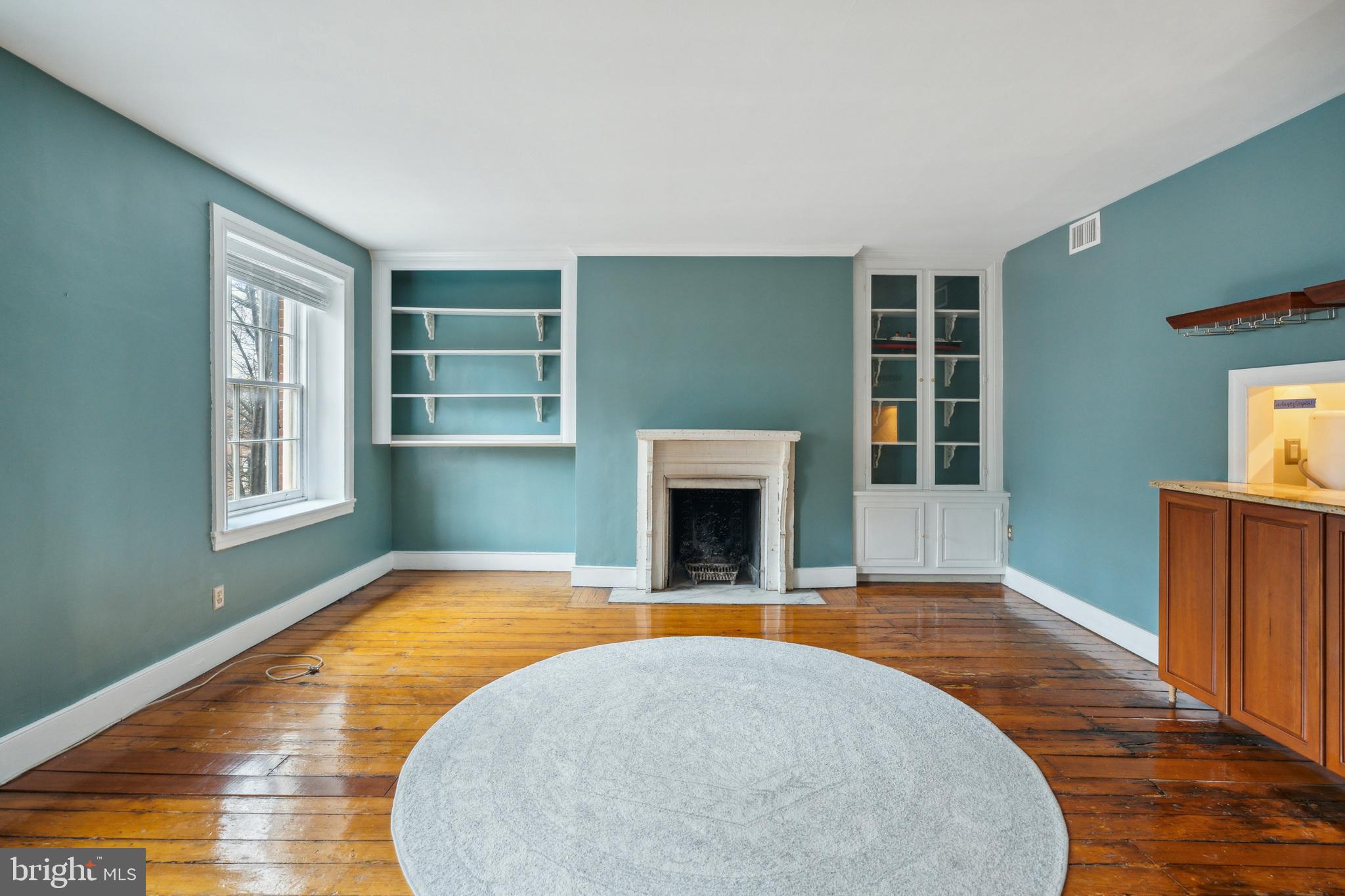 WASHINGTON SQ WEST - Residential Lease