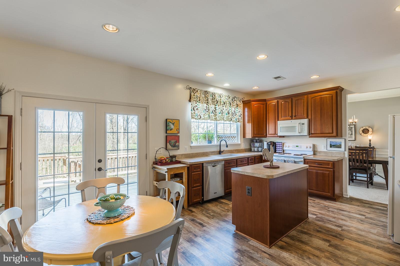 EDGEMONT - Residential