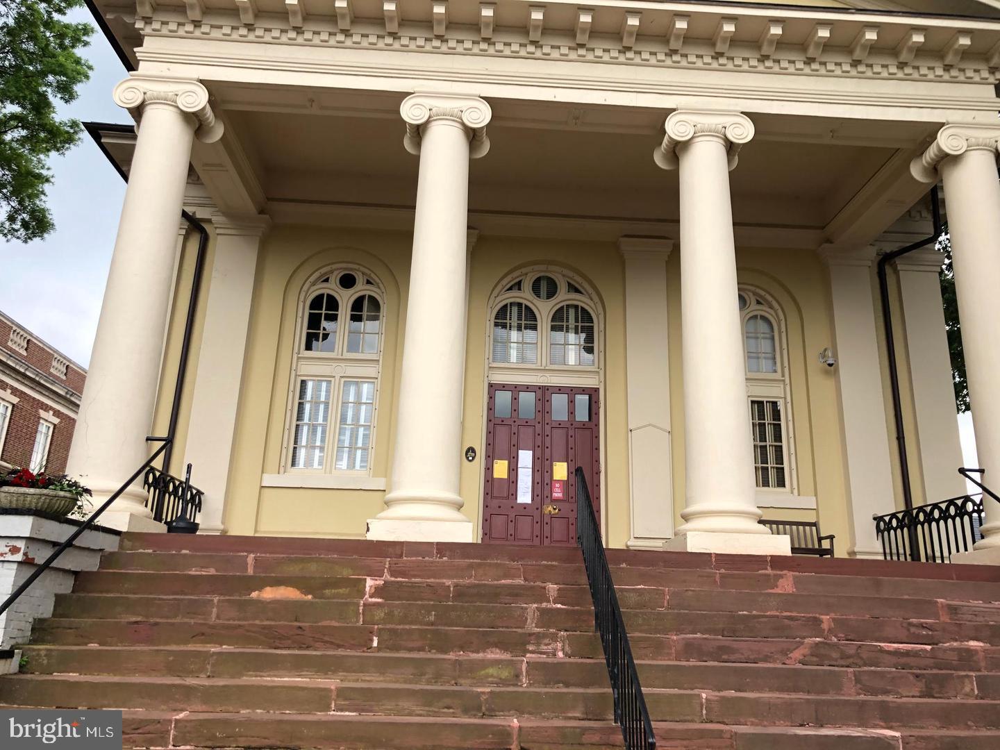 EDGEMONT - Residential