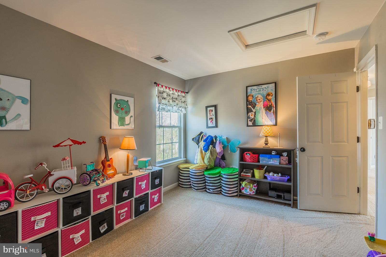 EDGEMONT - Residential