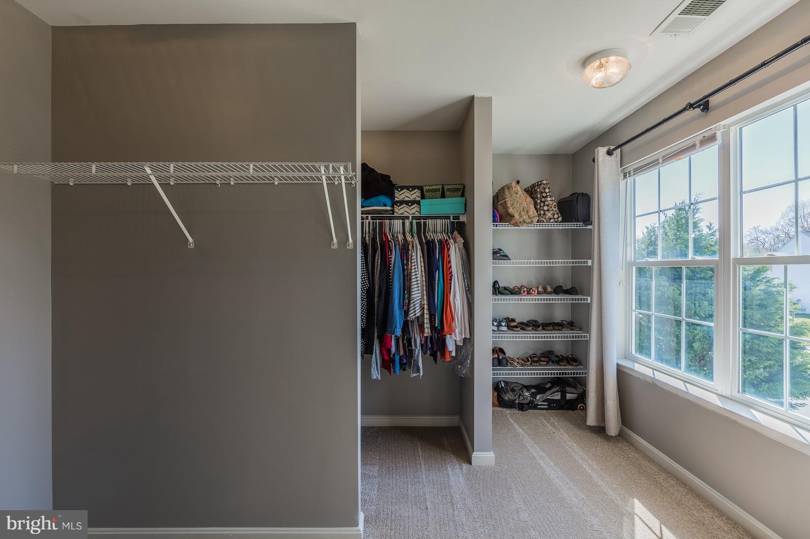 EDGEMONT - Residential