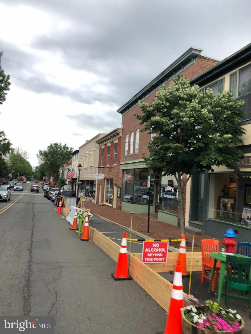 EDGEMONT - Residential