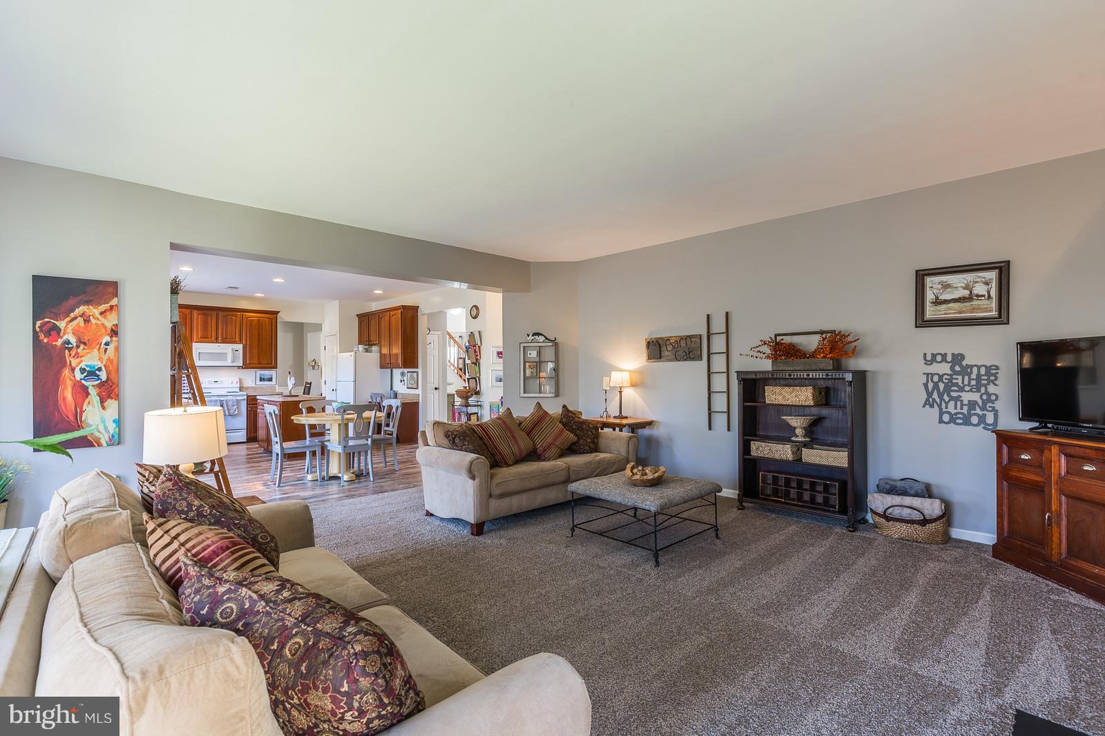 EDGEMONT - Residential