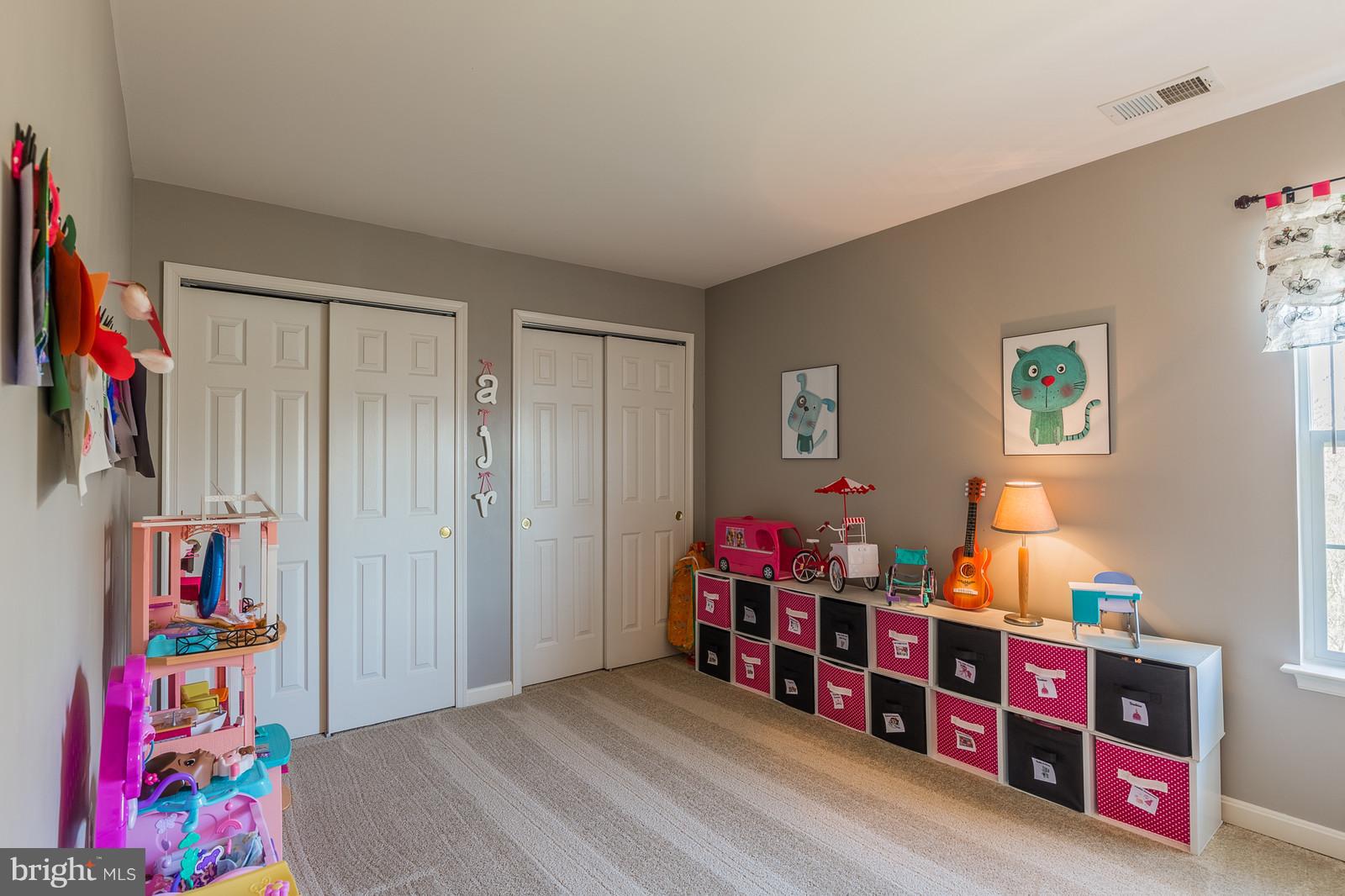 EDGEMONT - Residential