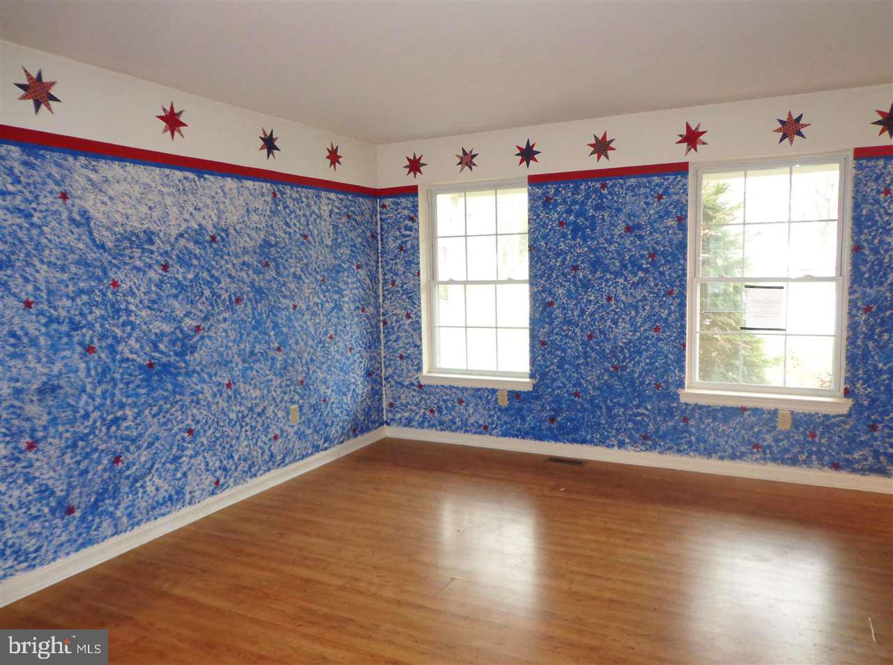 PLEASANTREES - Residential