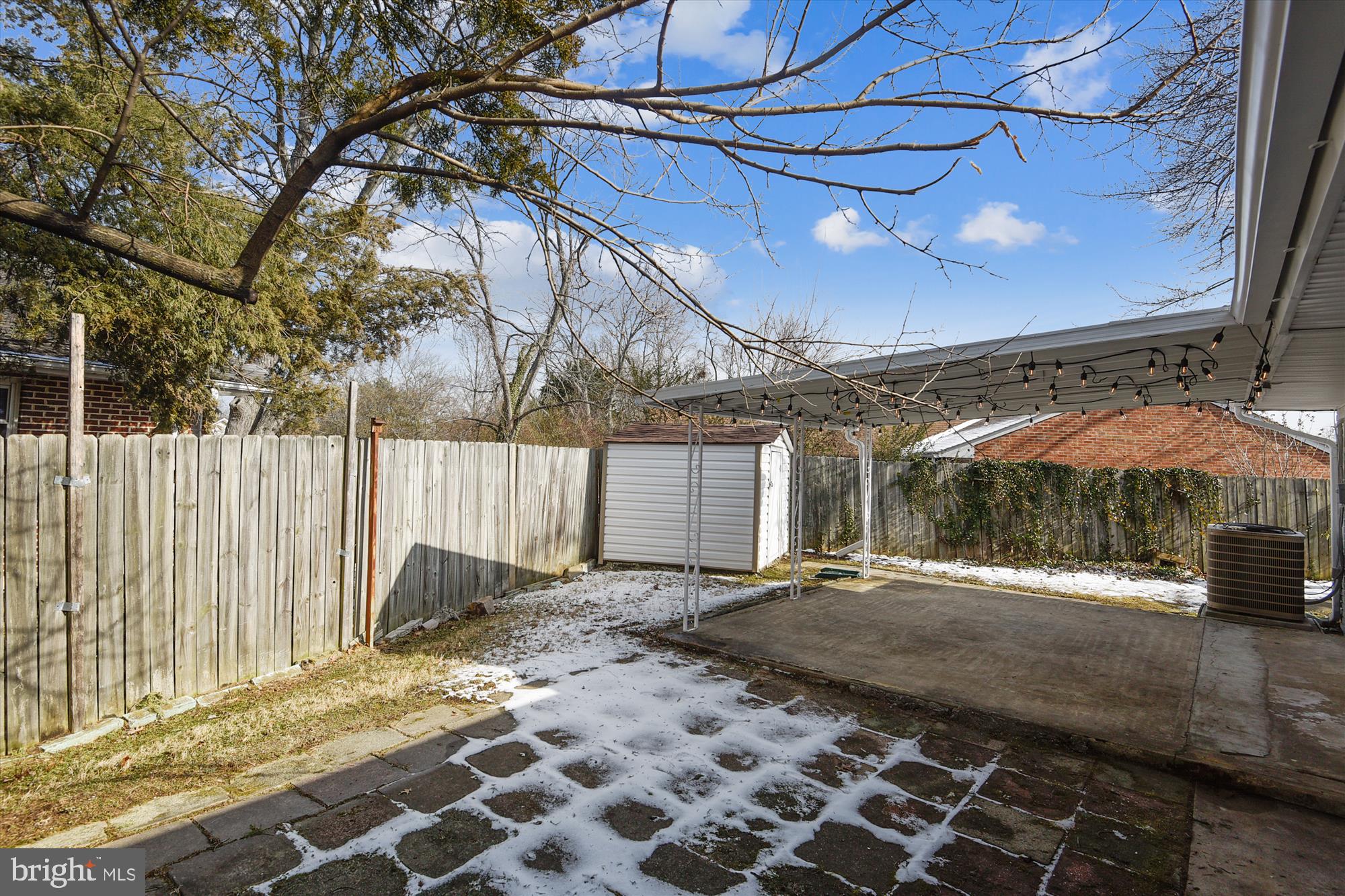 PARKLAWN - Residential Lease