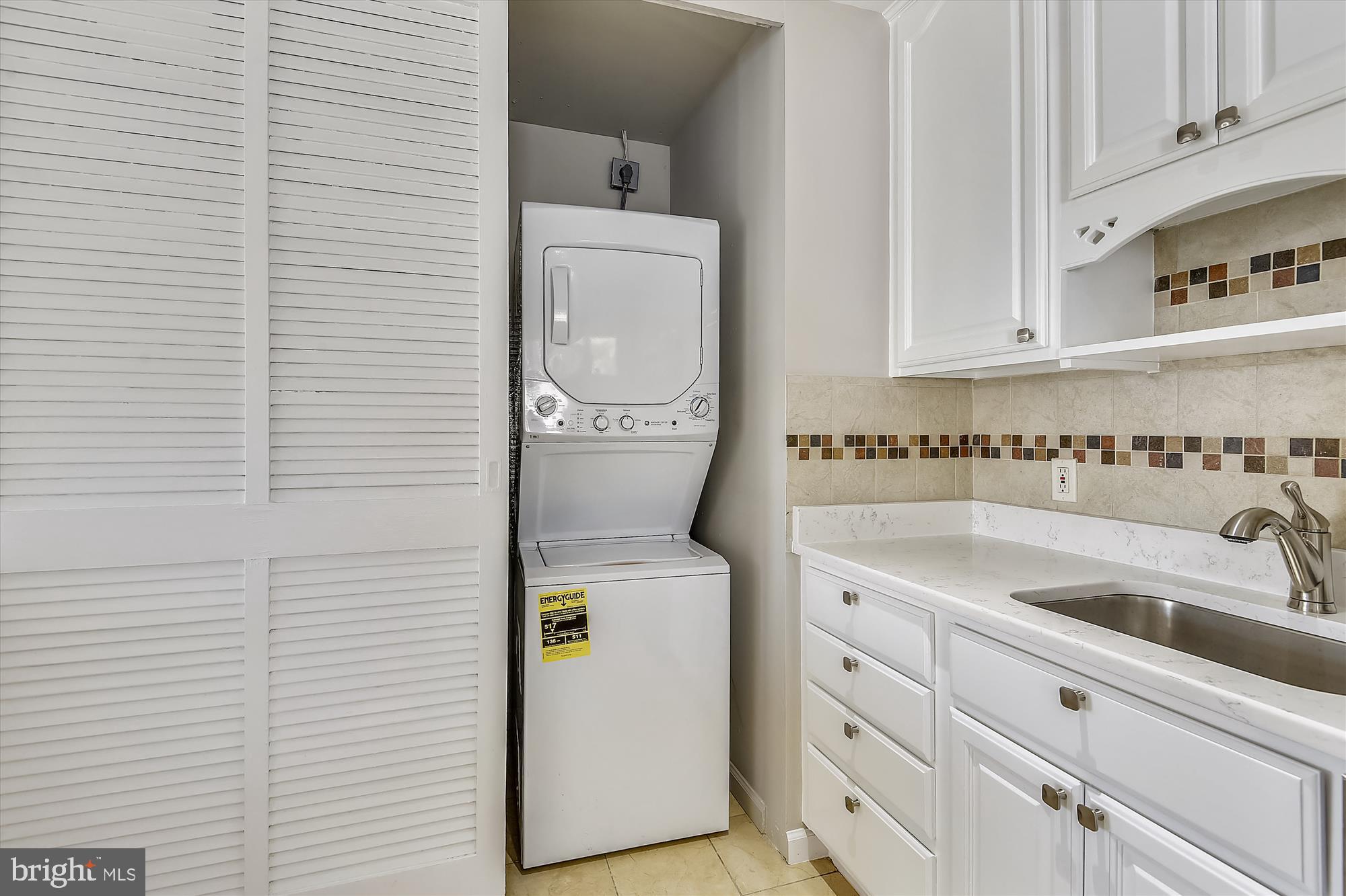 PARKLAWN - Residential Lease