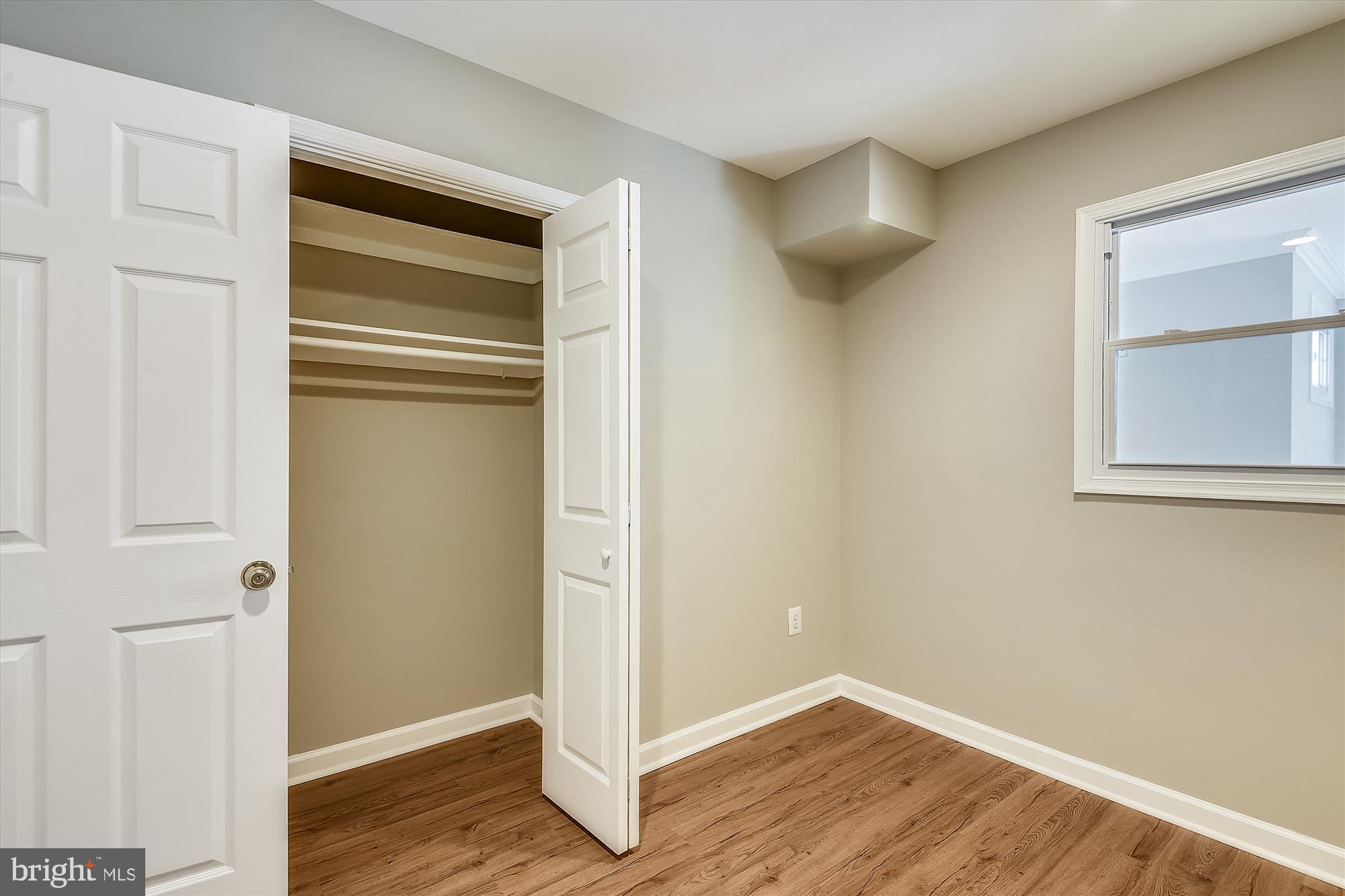 PARKLAWN - Residential Lease