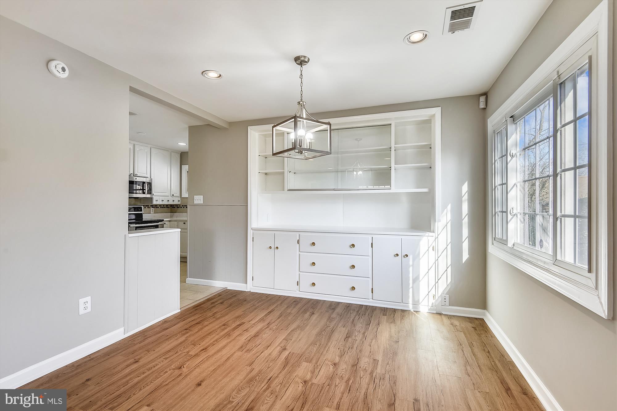 PARKLAWN - Residential Lease