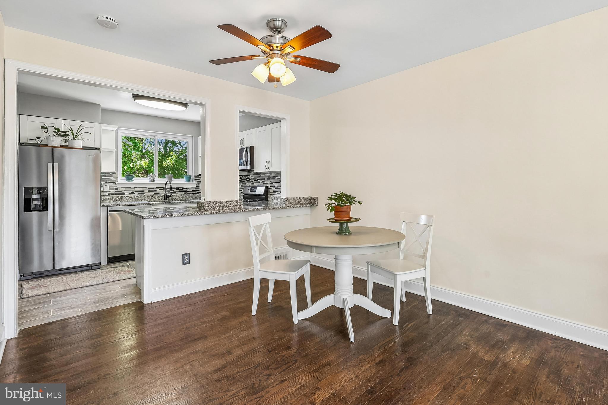 WOOD MANOR - Residential