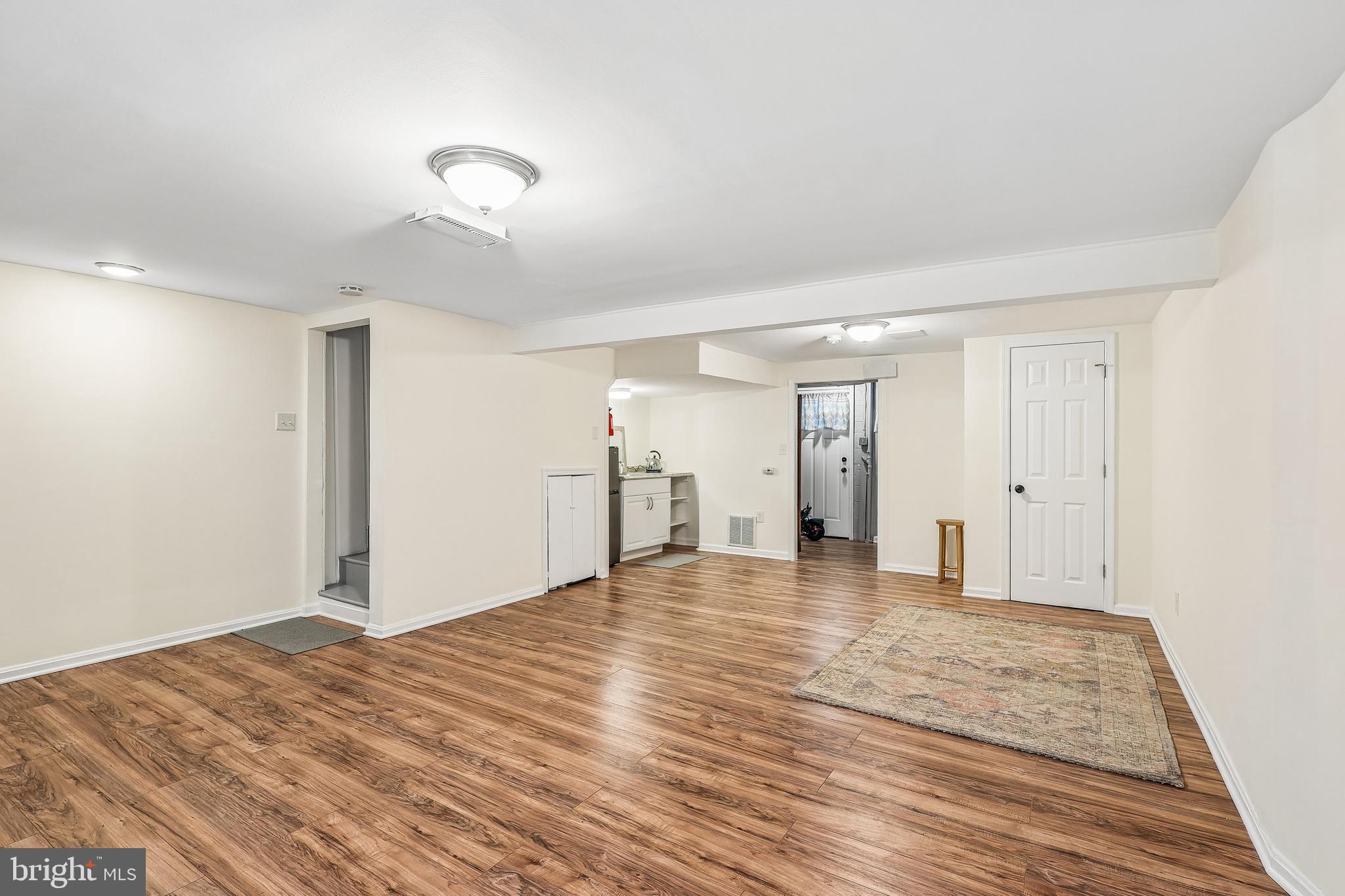 WOOD MANOR - Residential