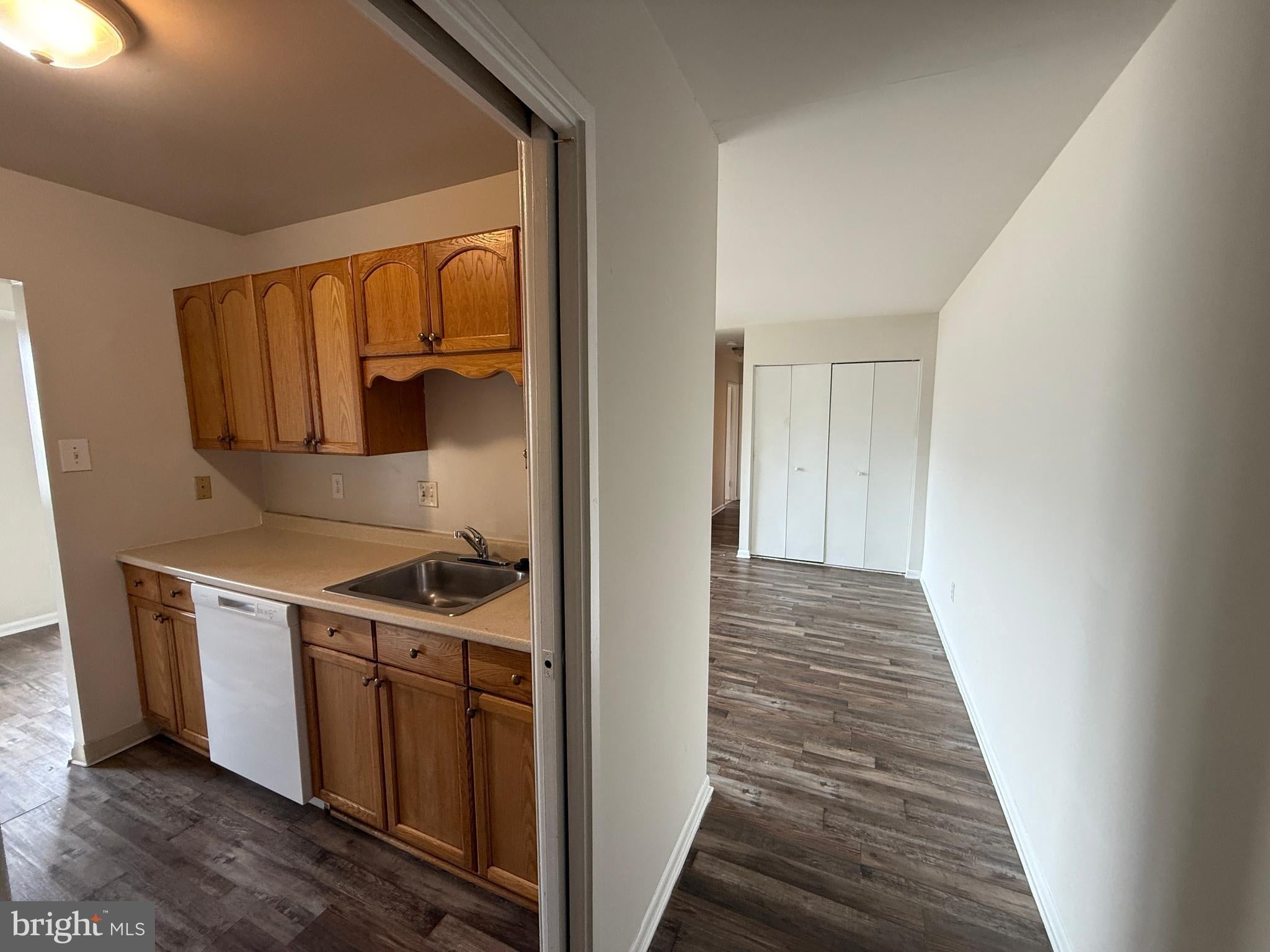 7598 GALES COURT 001