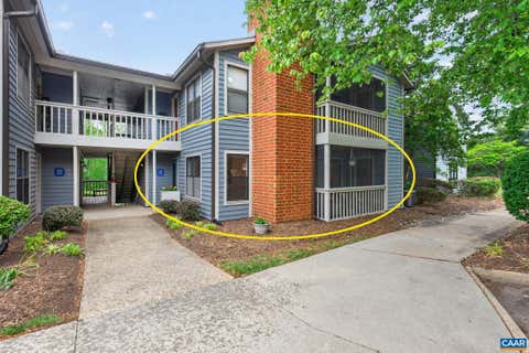 Condo For Sale - 324 South Pantops Dr Dr<br/> CHARLOTTESVILLE, VA 22911