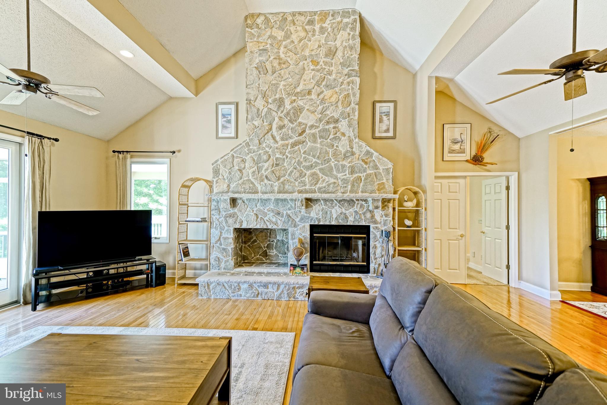 LOVE CREEK WOODS - Residential