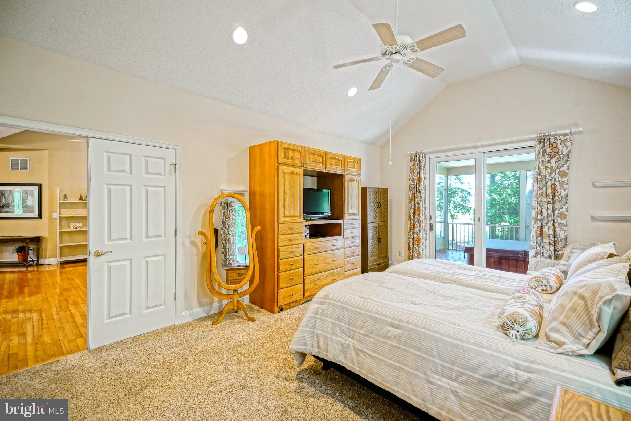 LOVE CREEK WOODS - Residential