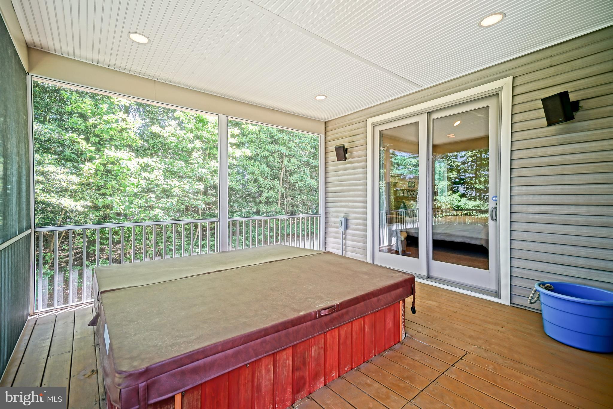 LOVE CREEK WOODS - Residential