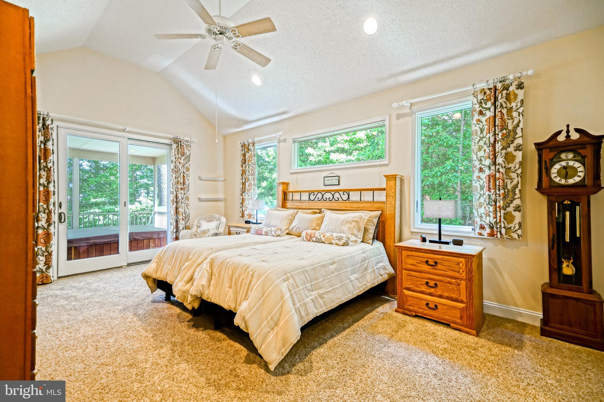 LOVE CREEK WOODS - Residential