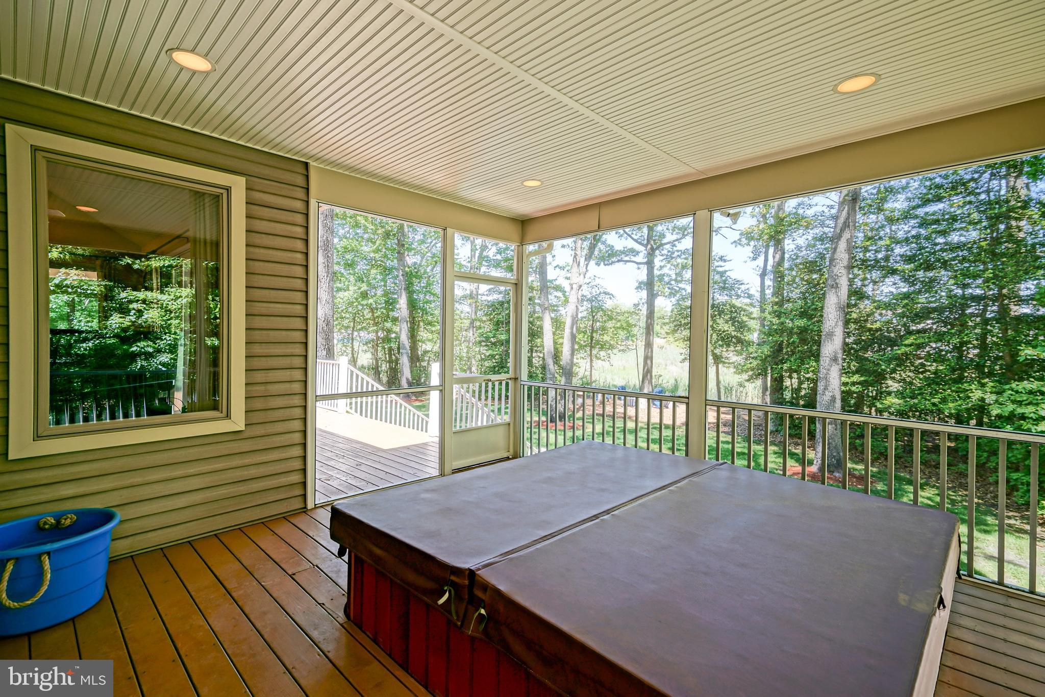 LOVE CREEK WOODS - Residential