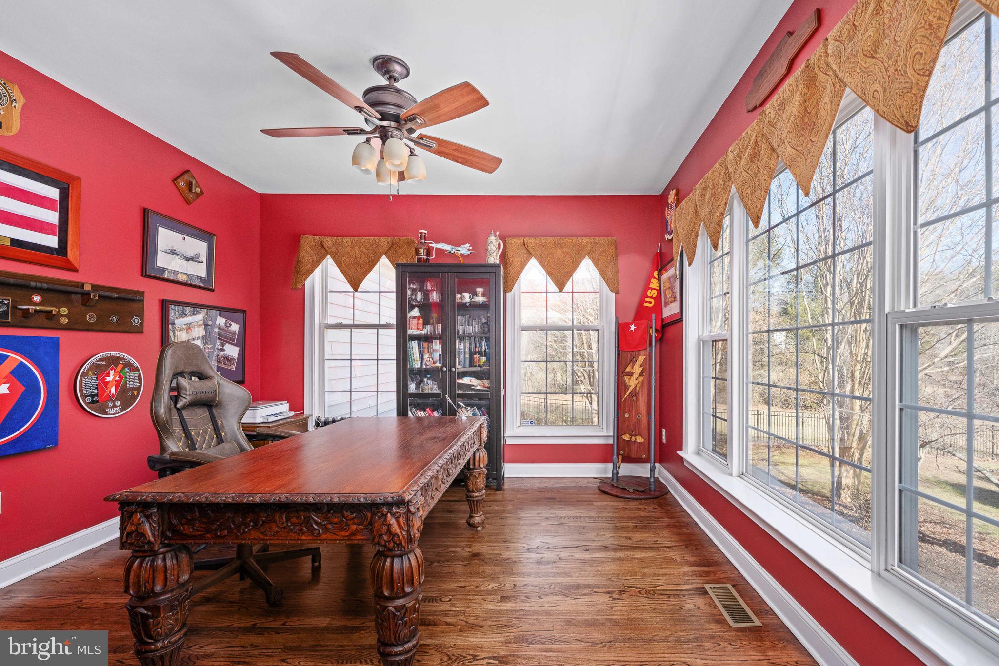 HUNTERS POND - Residential