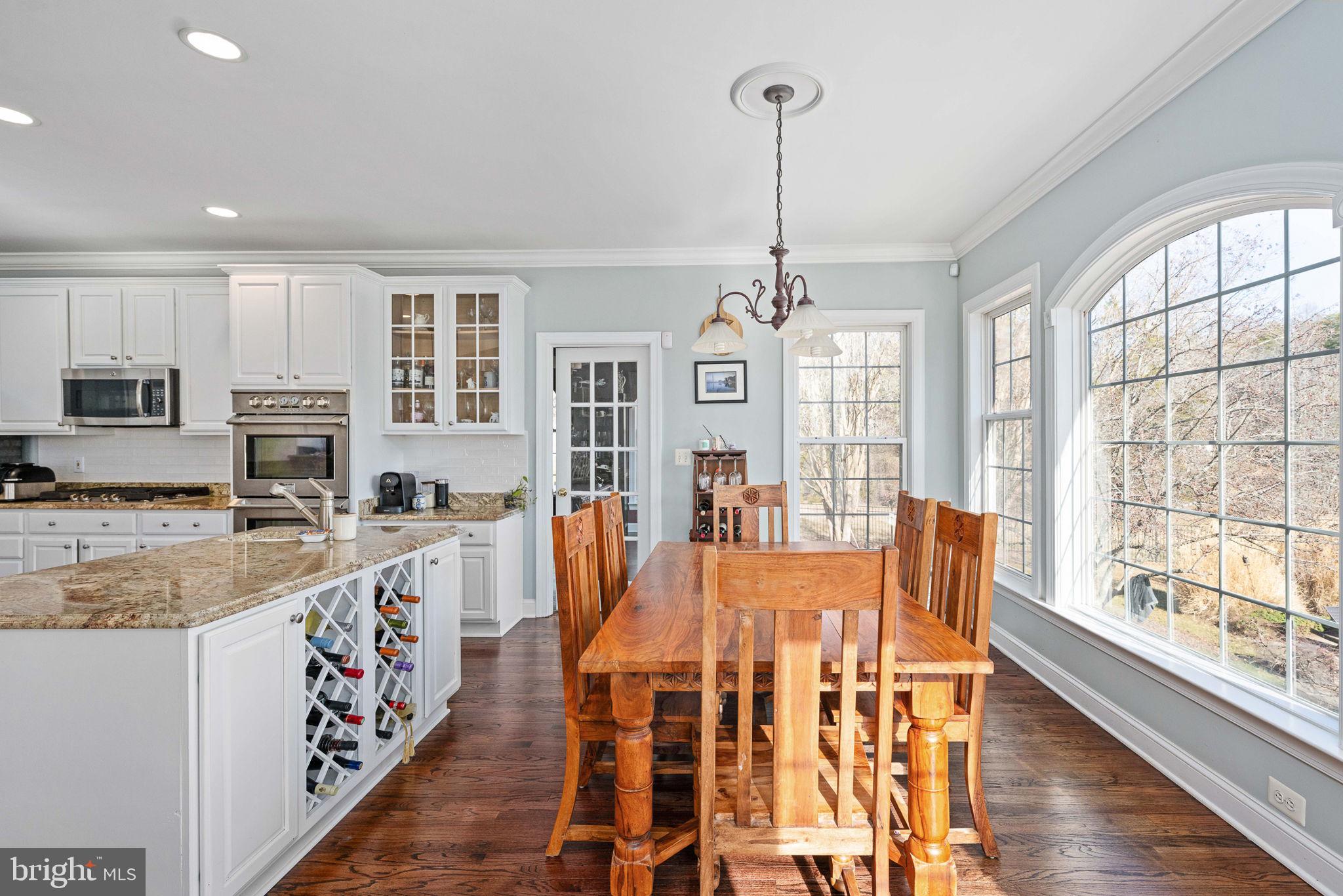 HUNTERS POND - Residential