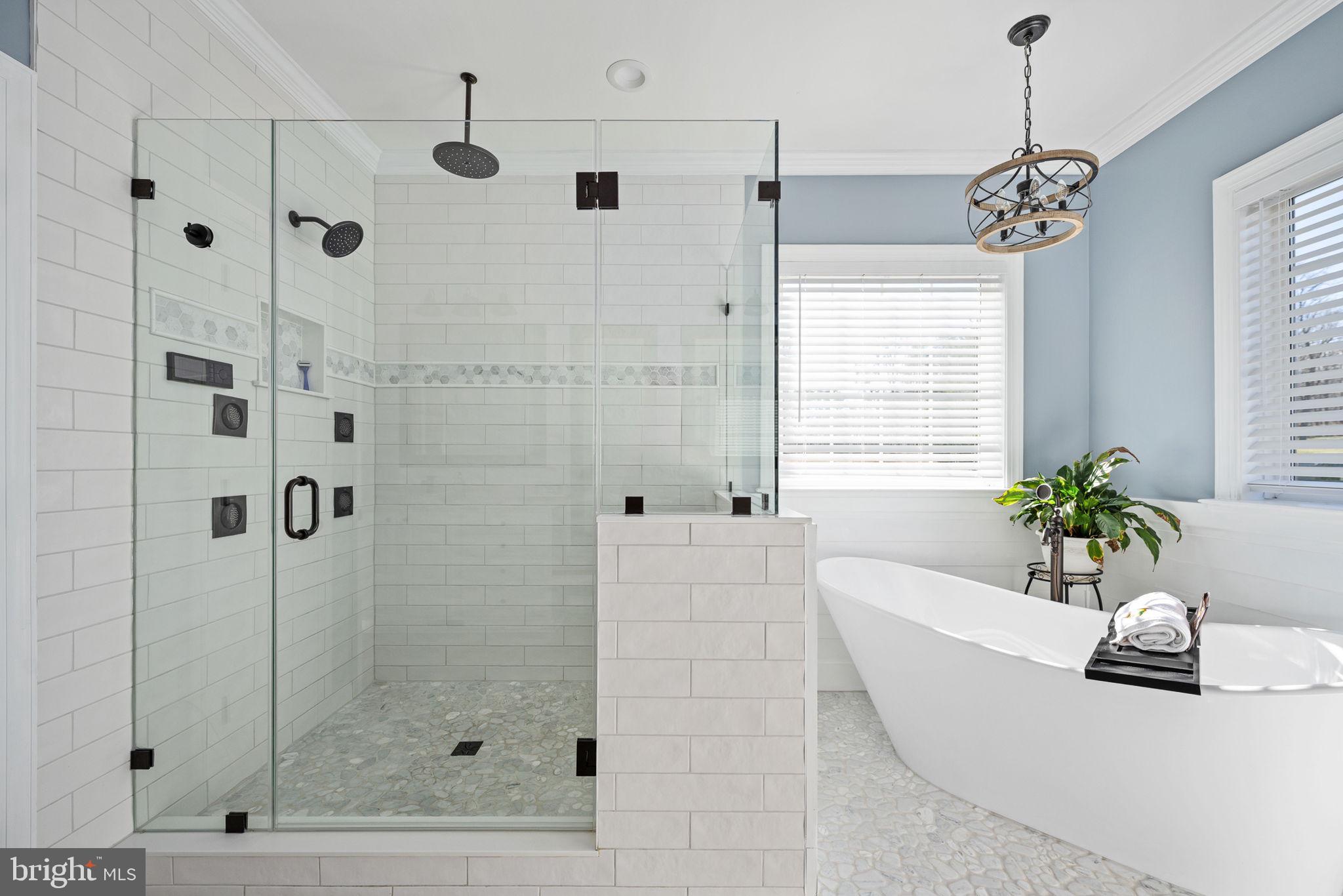 HUNTERS POND - Residential