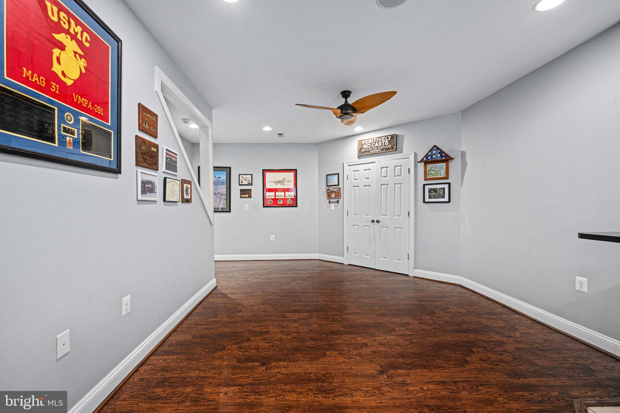 HUNTERS POND - Residential