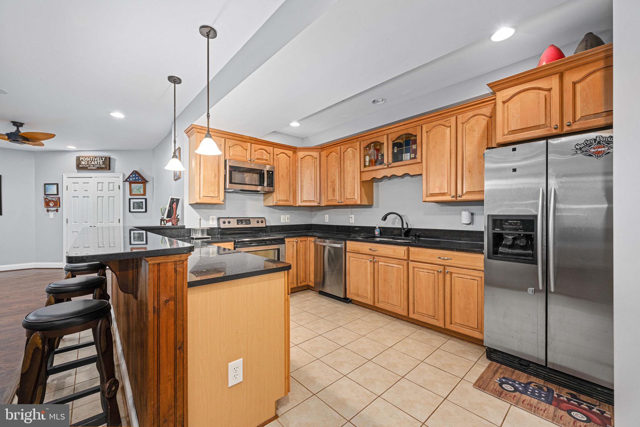 HUNTERS POND - Residential