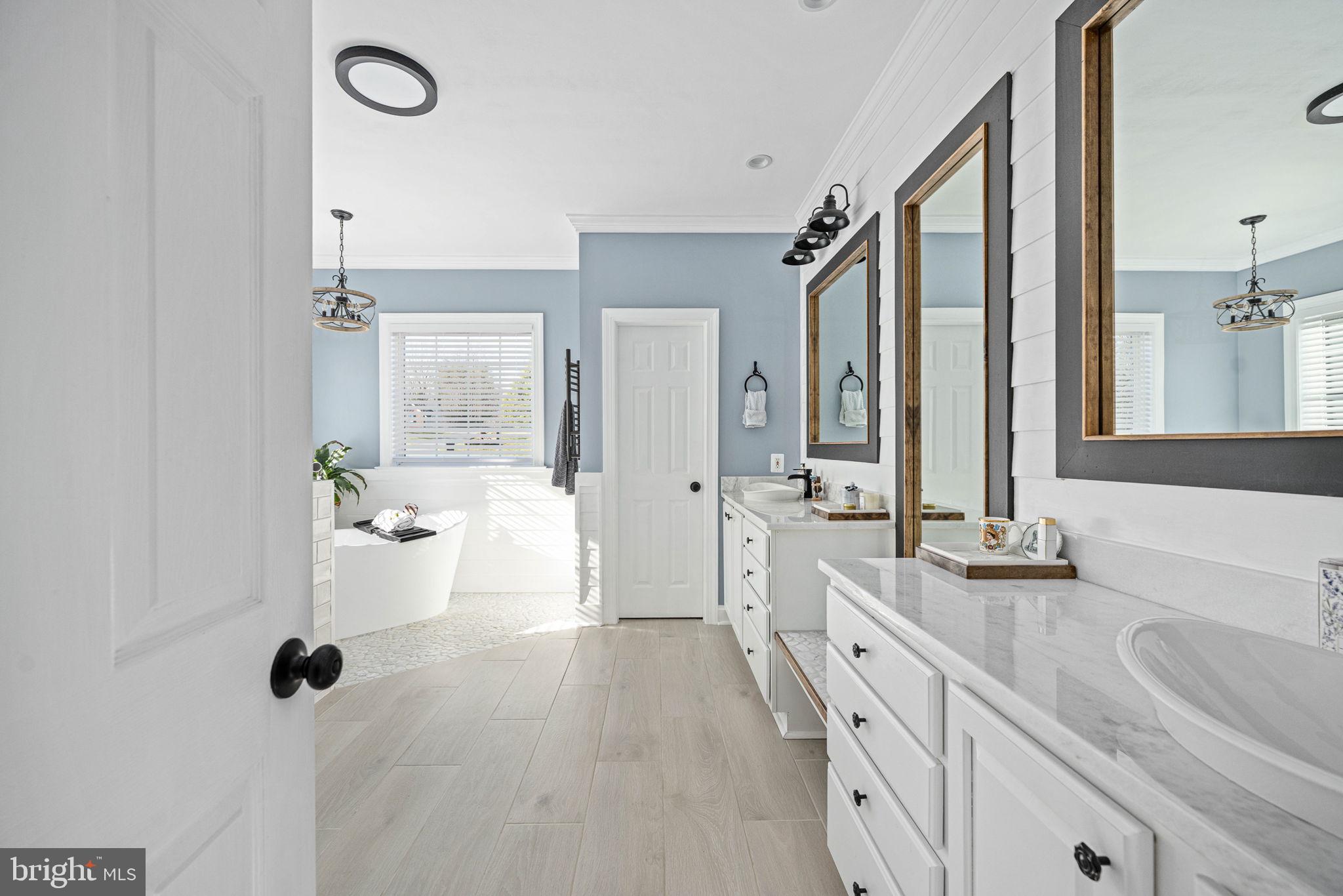 HUNTERS POND - Residential