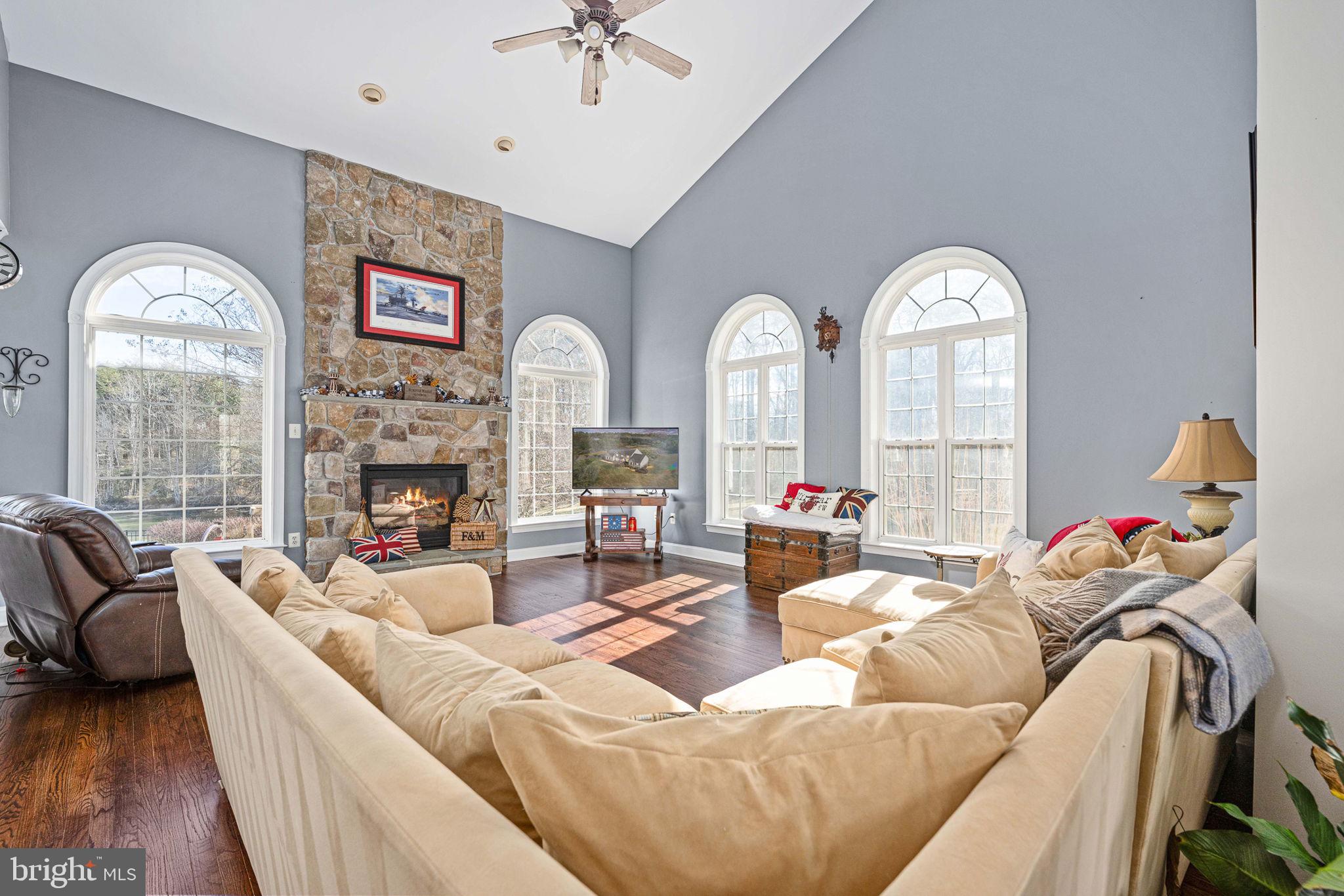 HUNTERS POND - Residential