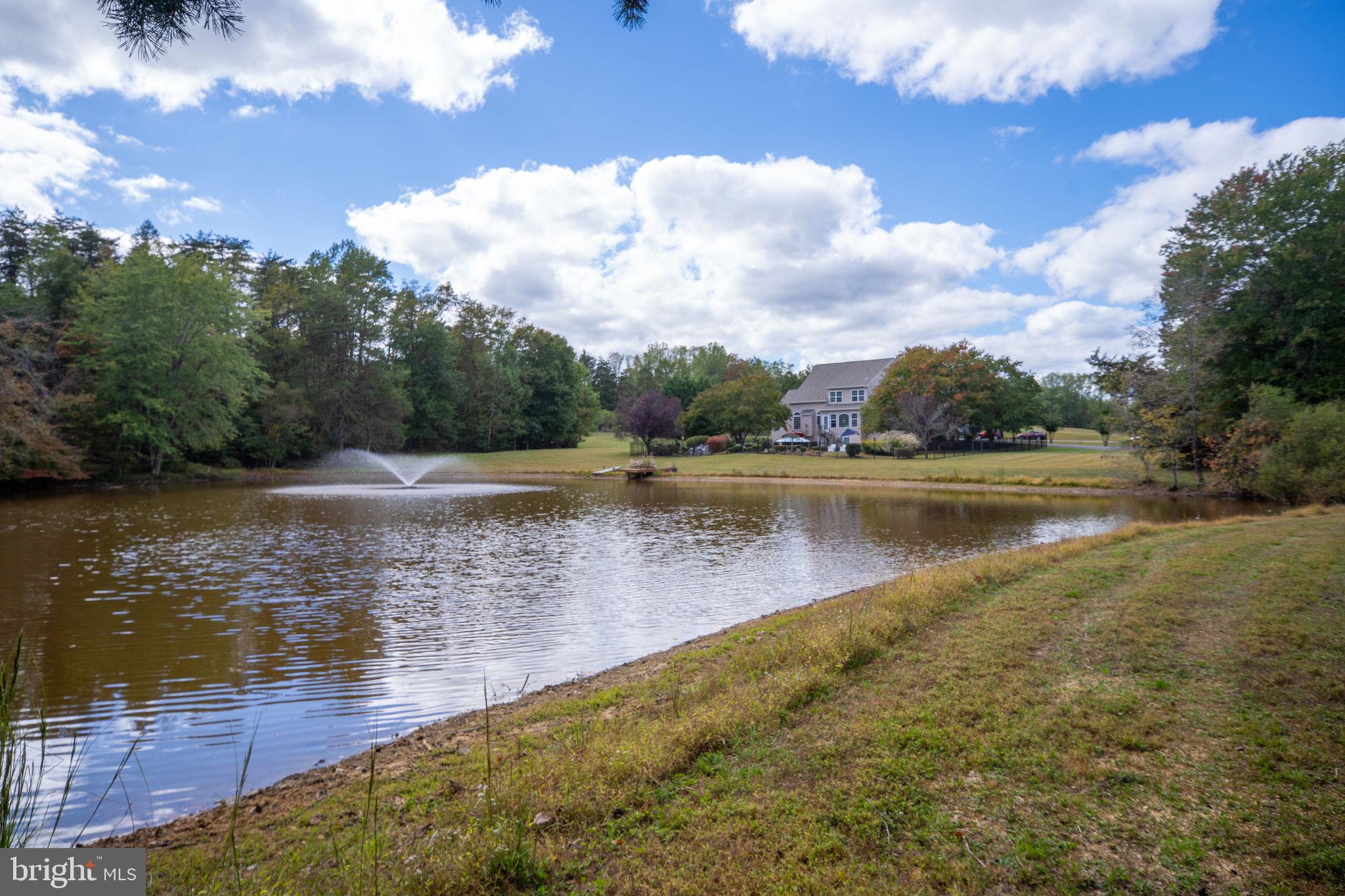 HUNTERS POND - Residential