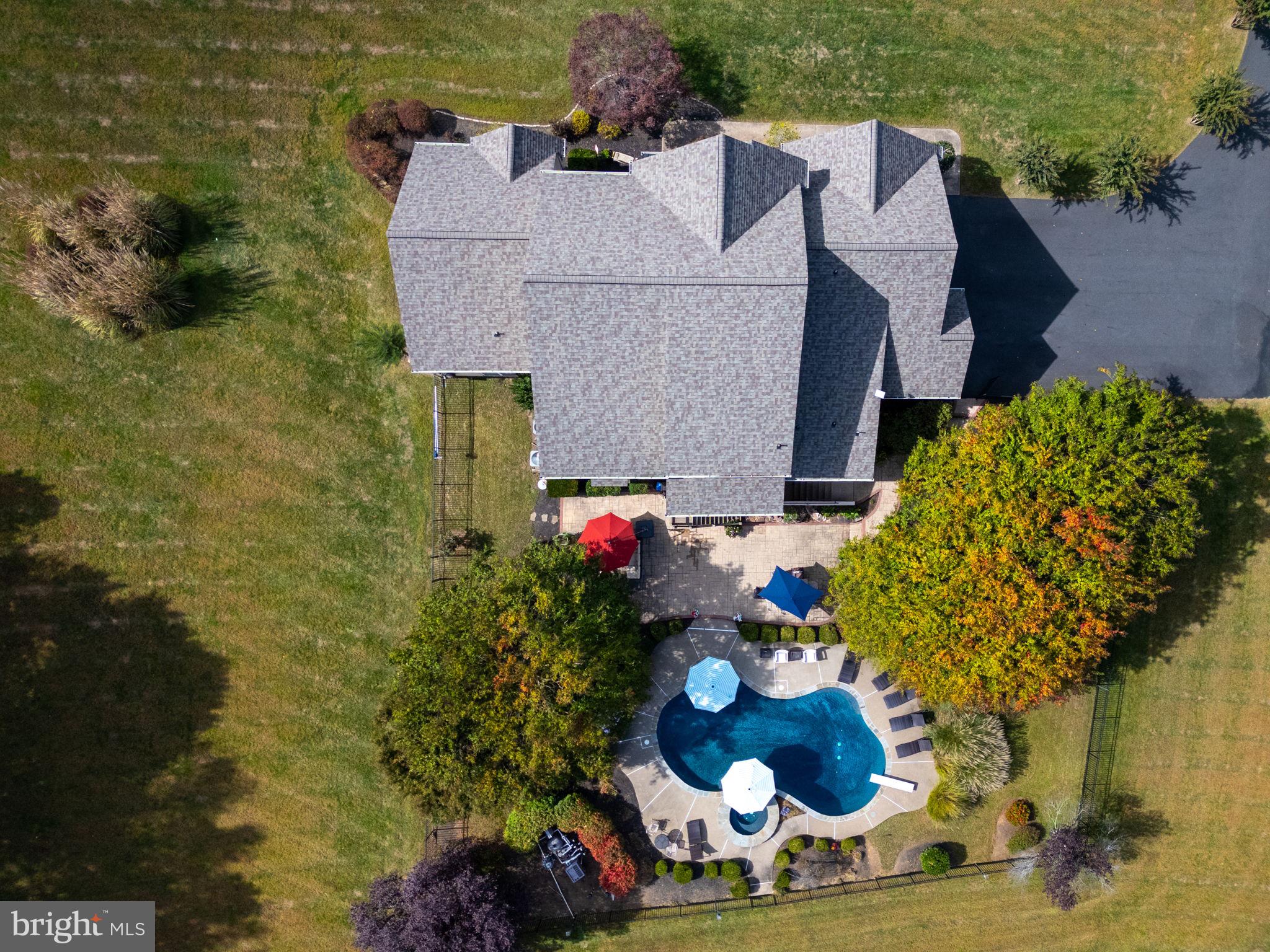 HUNTERS POND - Residential