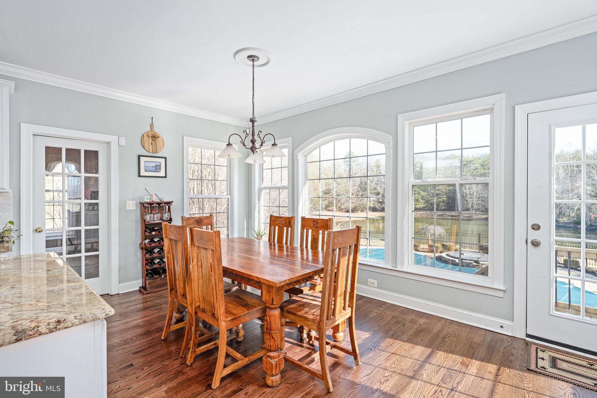 HUNTERS POND - Residential