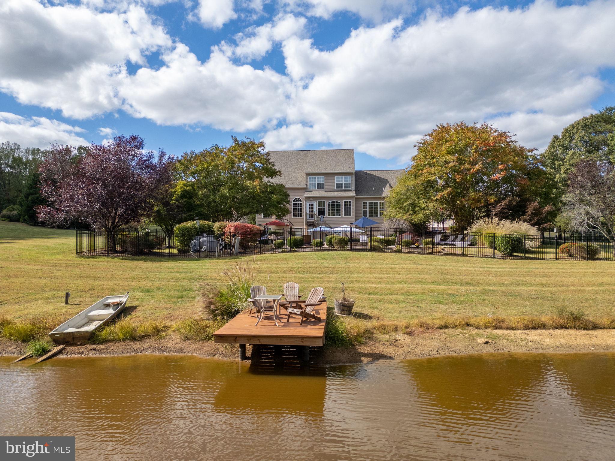 HUNTERS POND - Residential